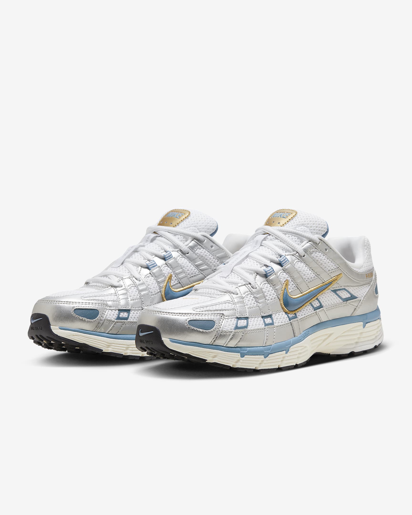 Nike P-6000 ‚White Metallic Silver‘