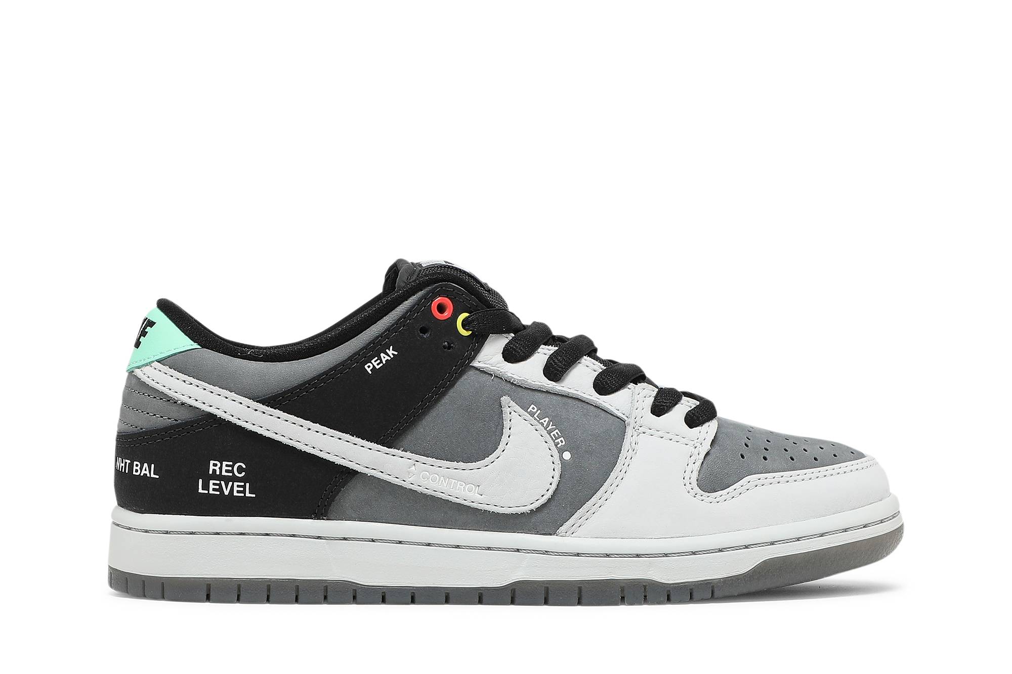Nike SB Dunk Low ‚Camcorder‘
