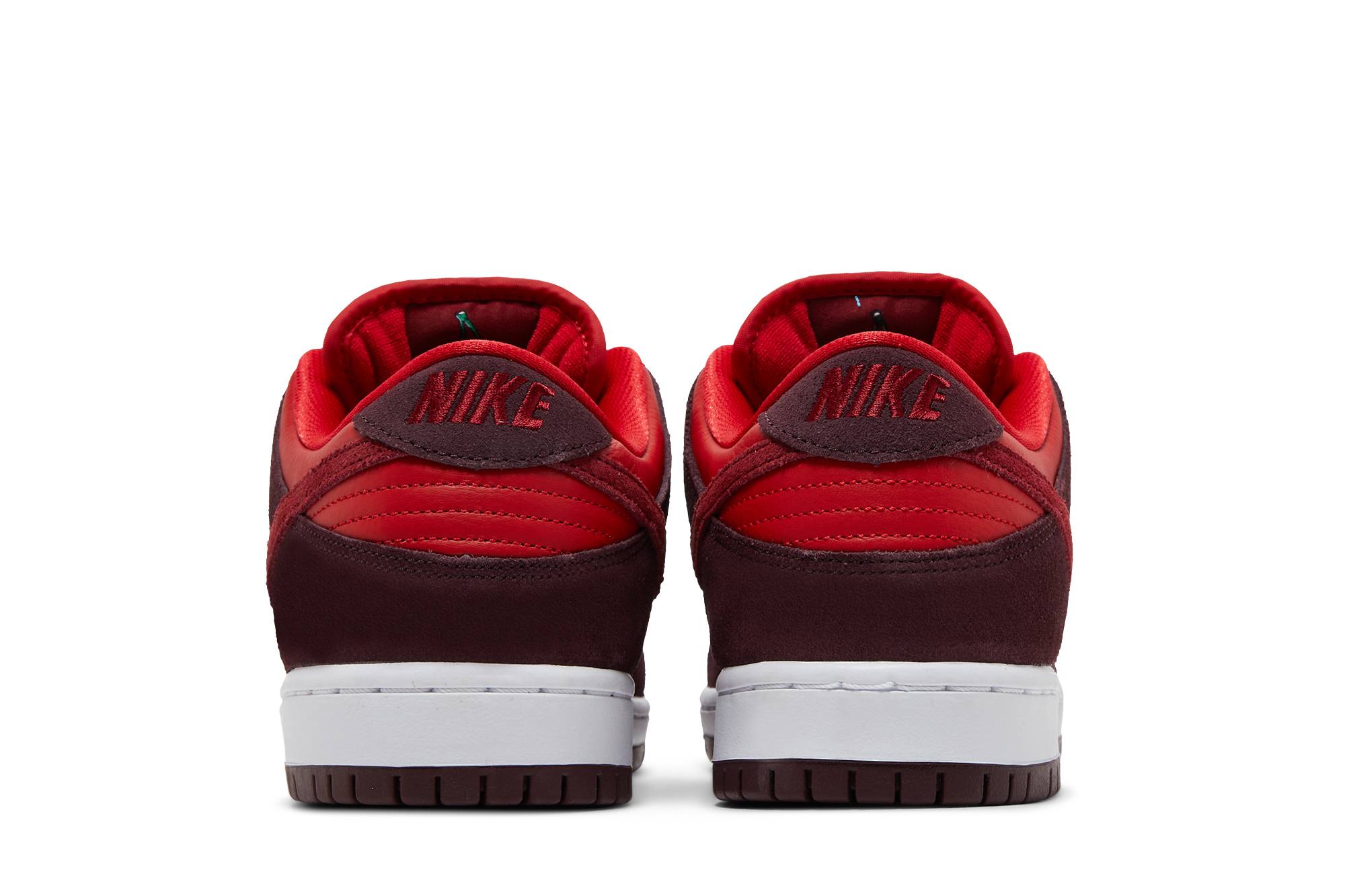 Nike SB Dunk Low ‚Cherry‘