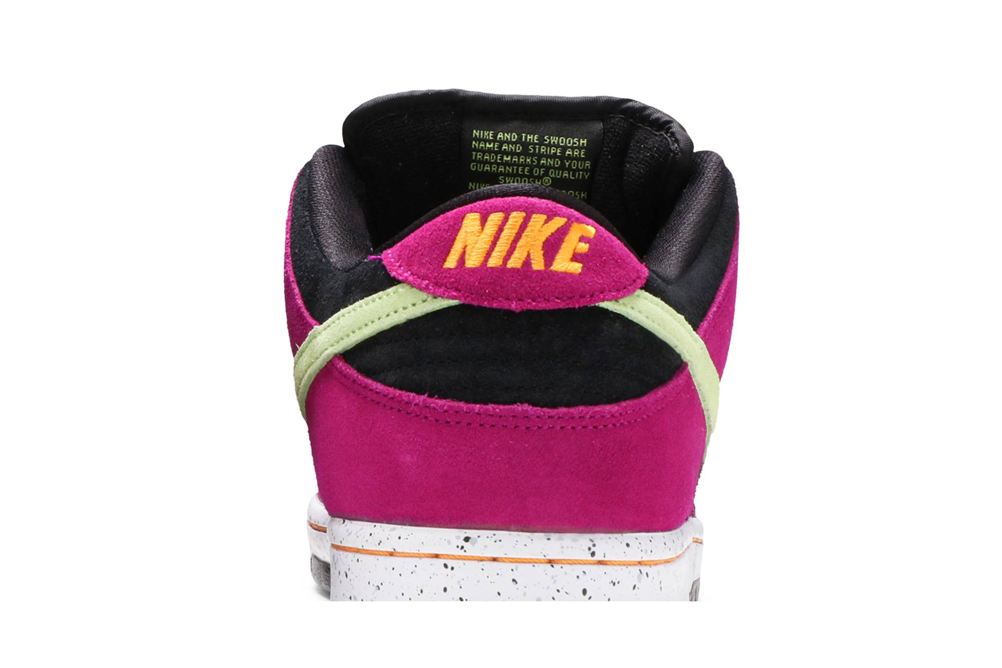 Nike SB Dunk Low Pro ‚Red Plum‘