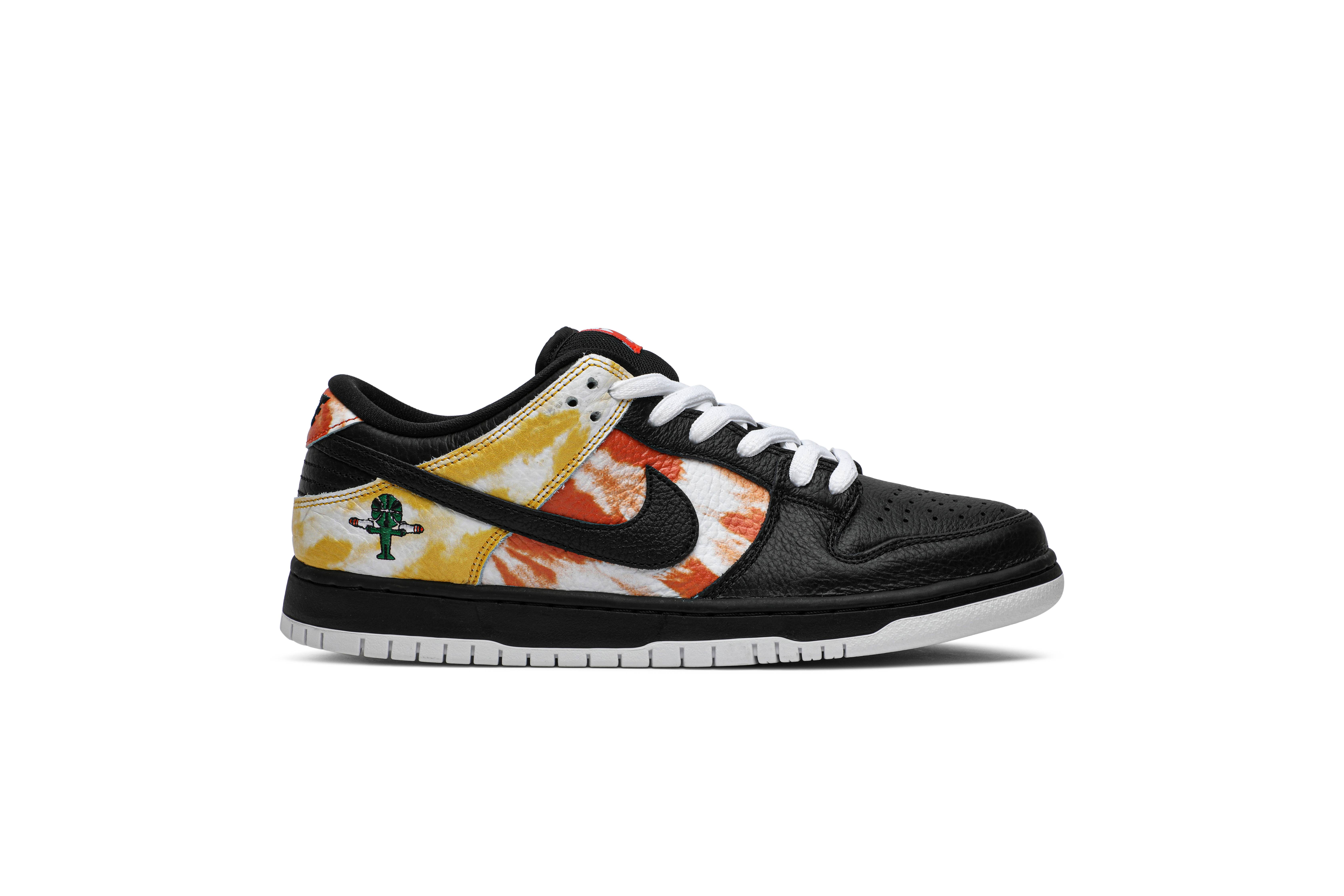 Nike SB Dunk Low ‚Tie-Dye Raygun - Black‘