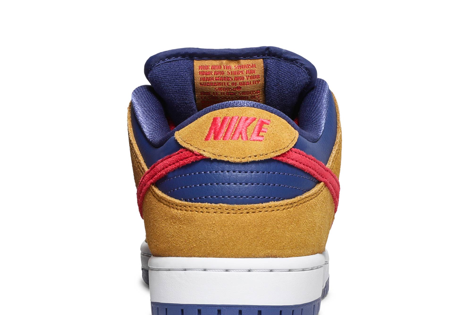 Nike SB Dunk Low ‚Wheat Dark Purple‘