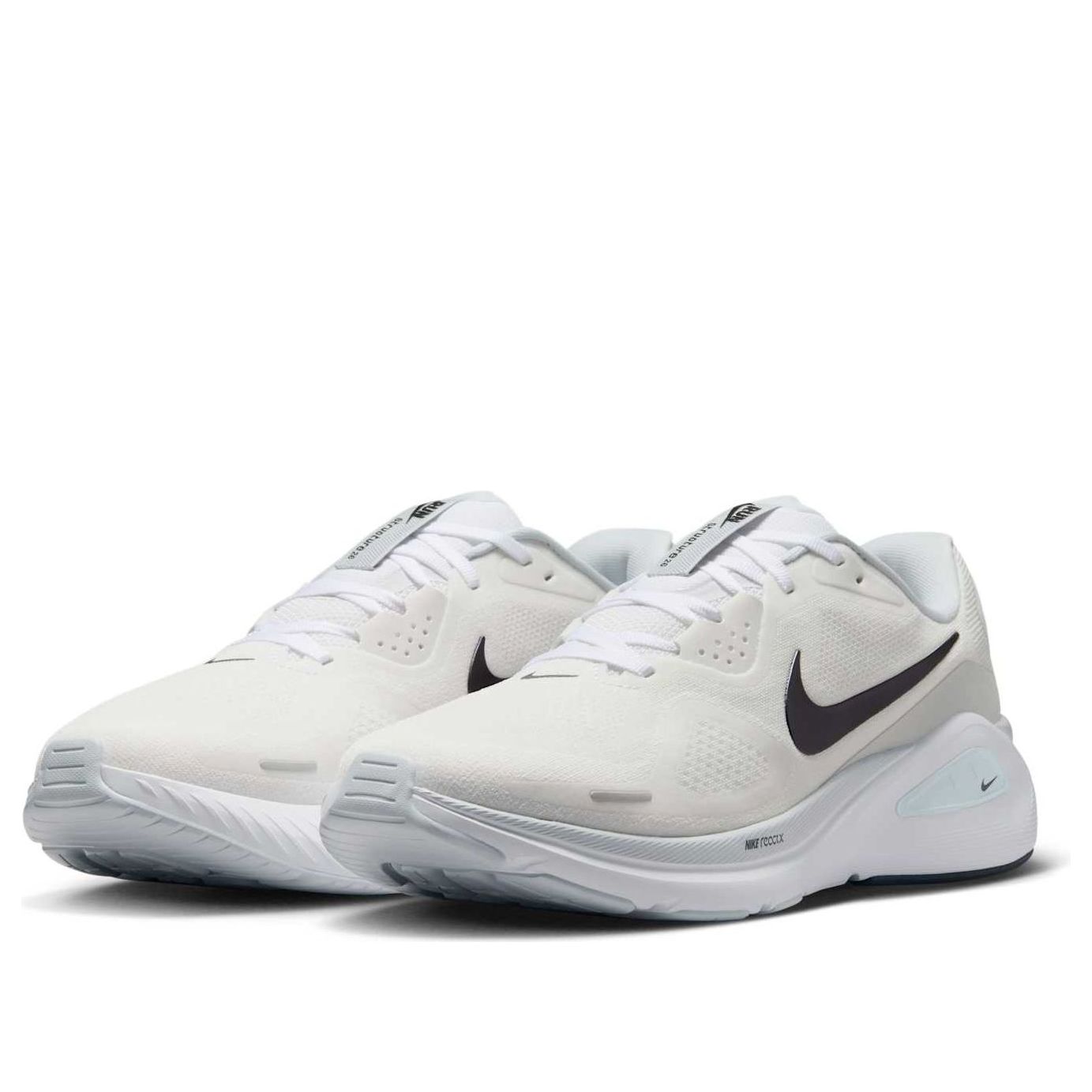 Nike Structure 26 ‚White Black‘