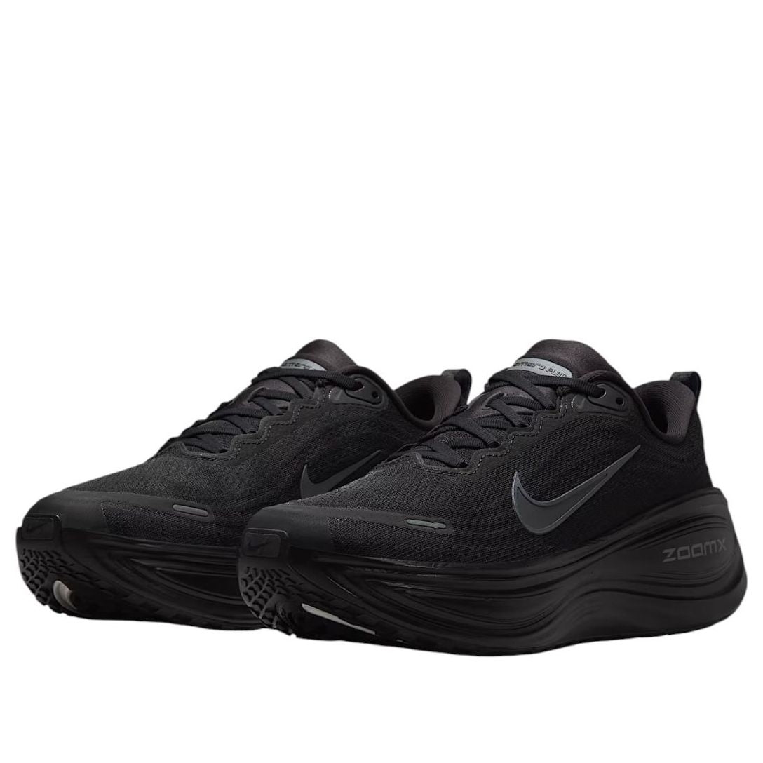 Nike Vomero Plus ‚Black Metallic Dark Grey‘