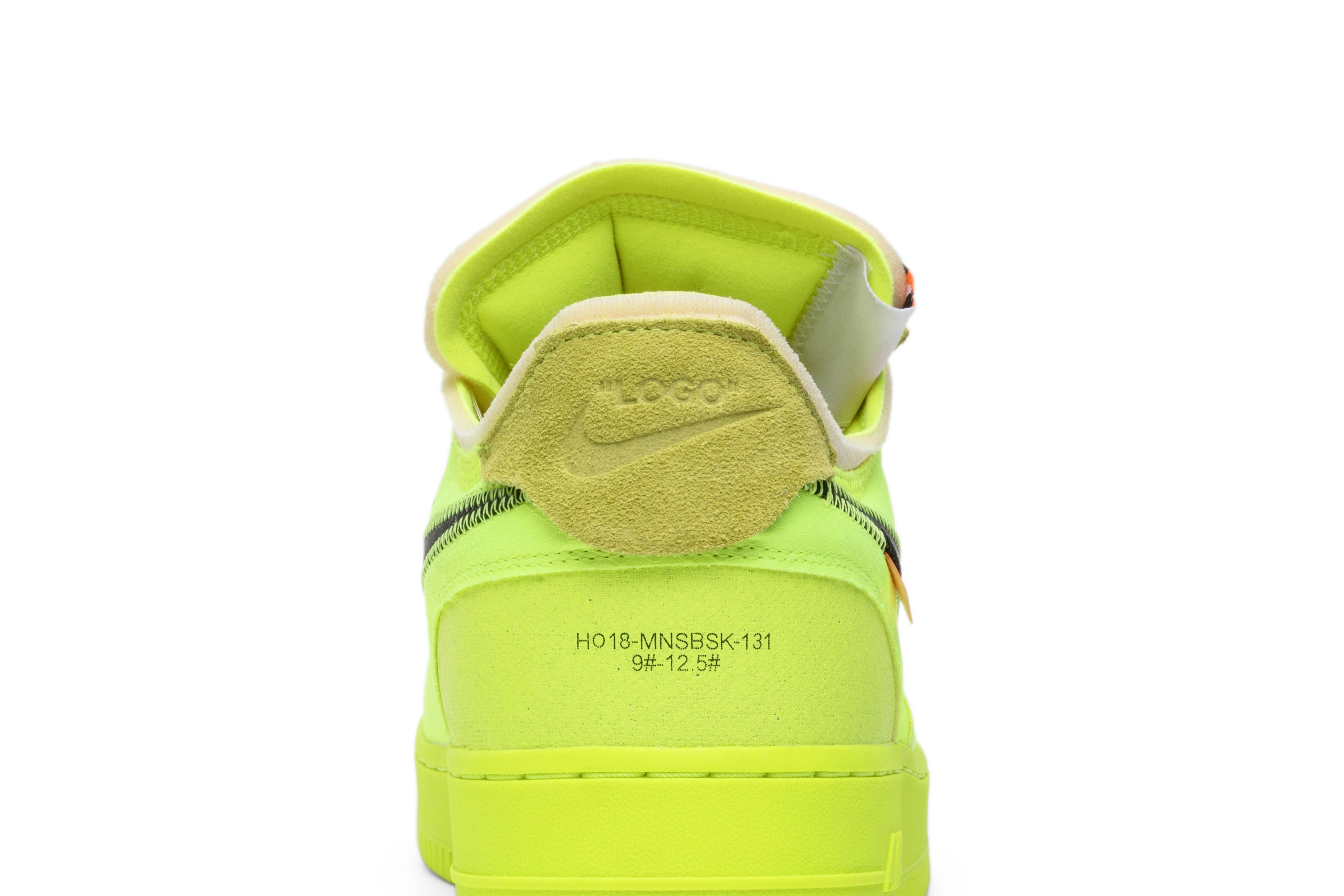 Off-White x Nike Air Force 1 Low ‚Volt‘
