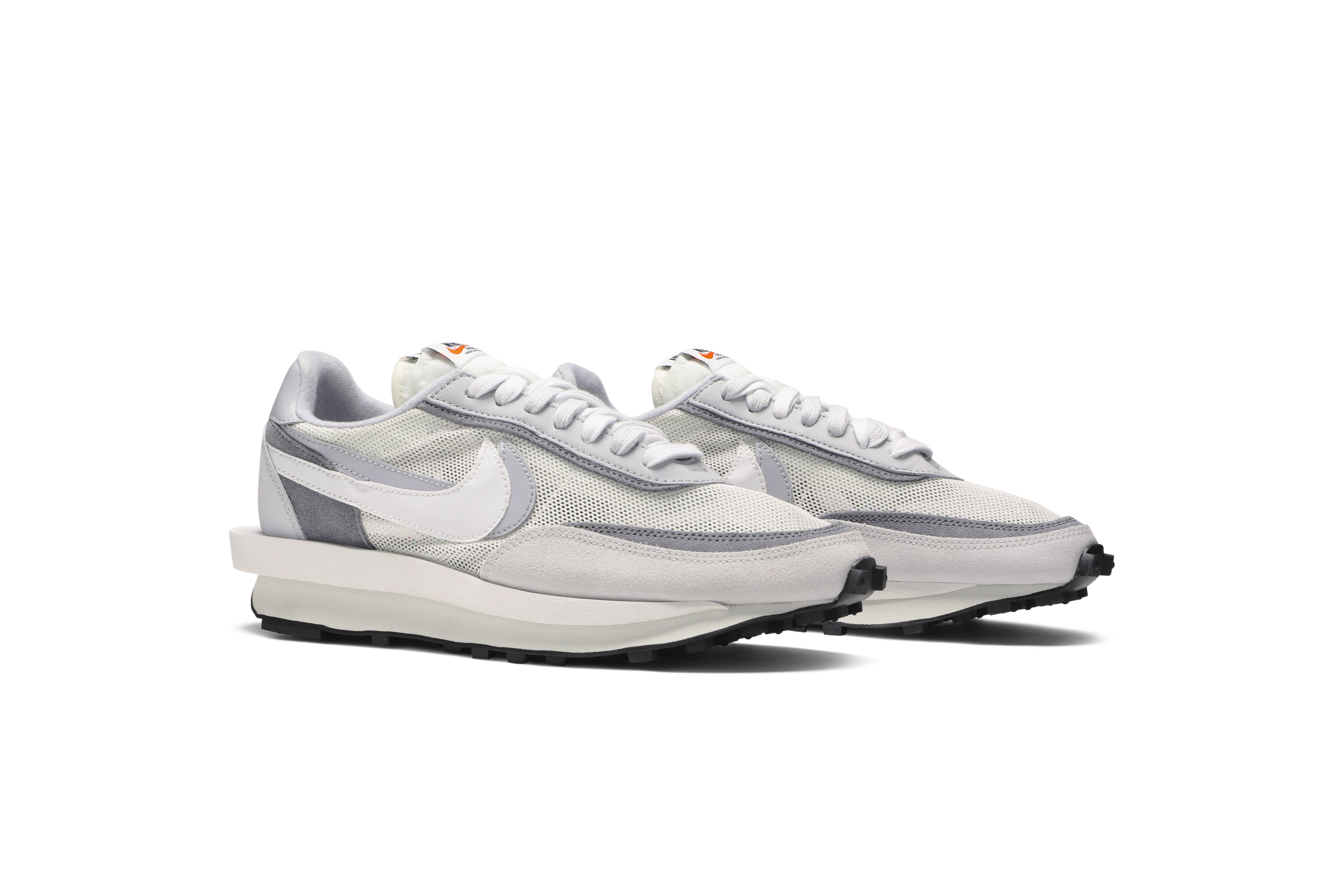 sacai x Nike LDWaffle ‚Summit White‘