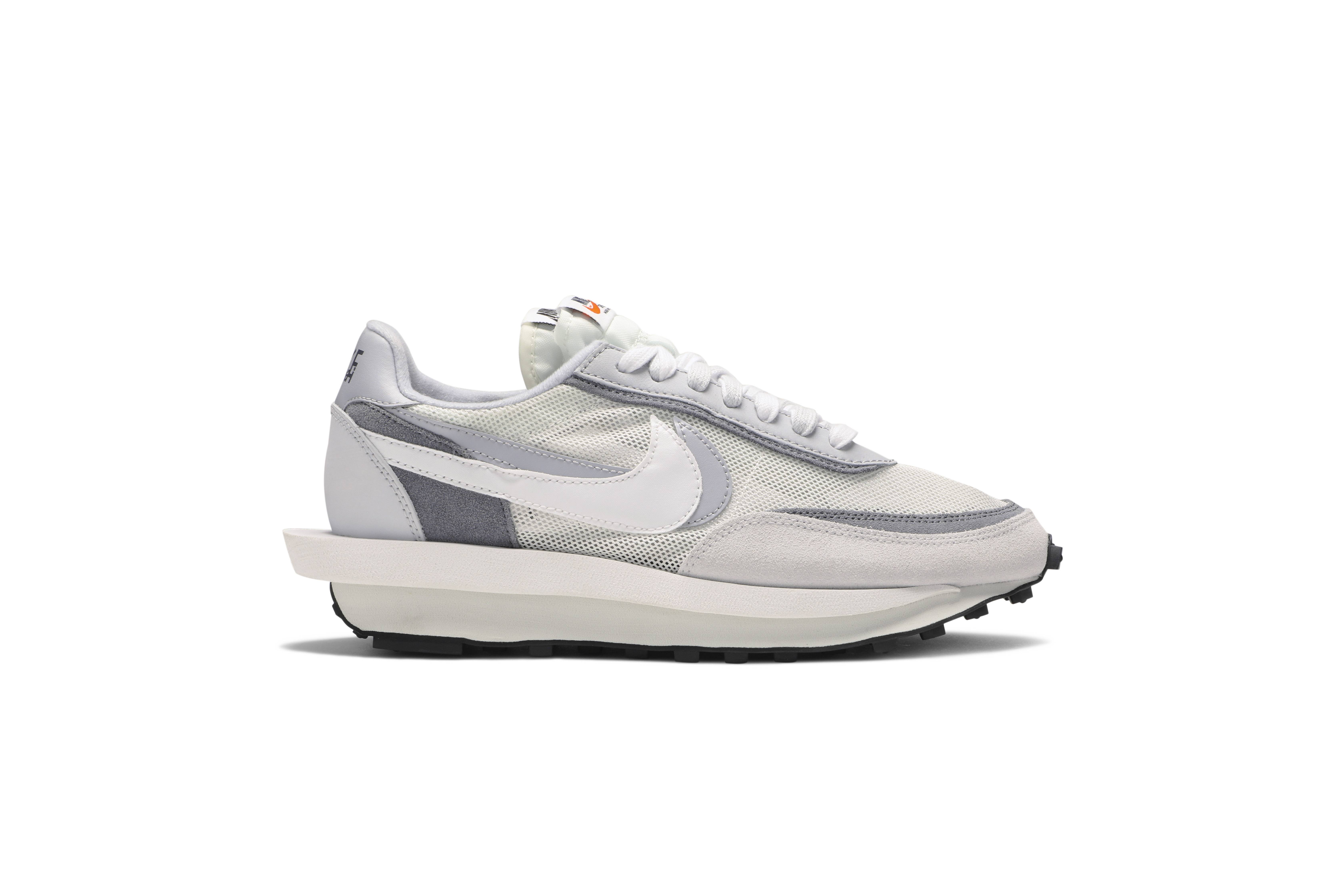 sacai x Nike LDWaffle ‚Summit White‘