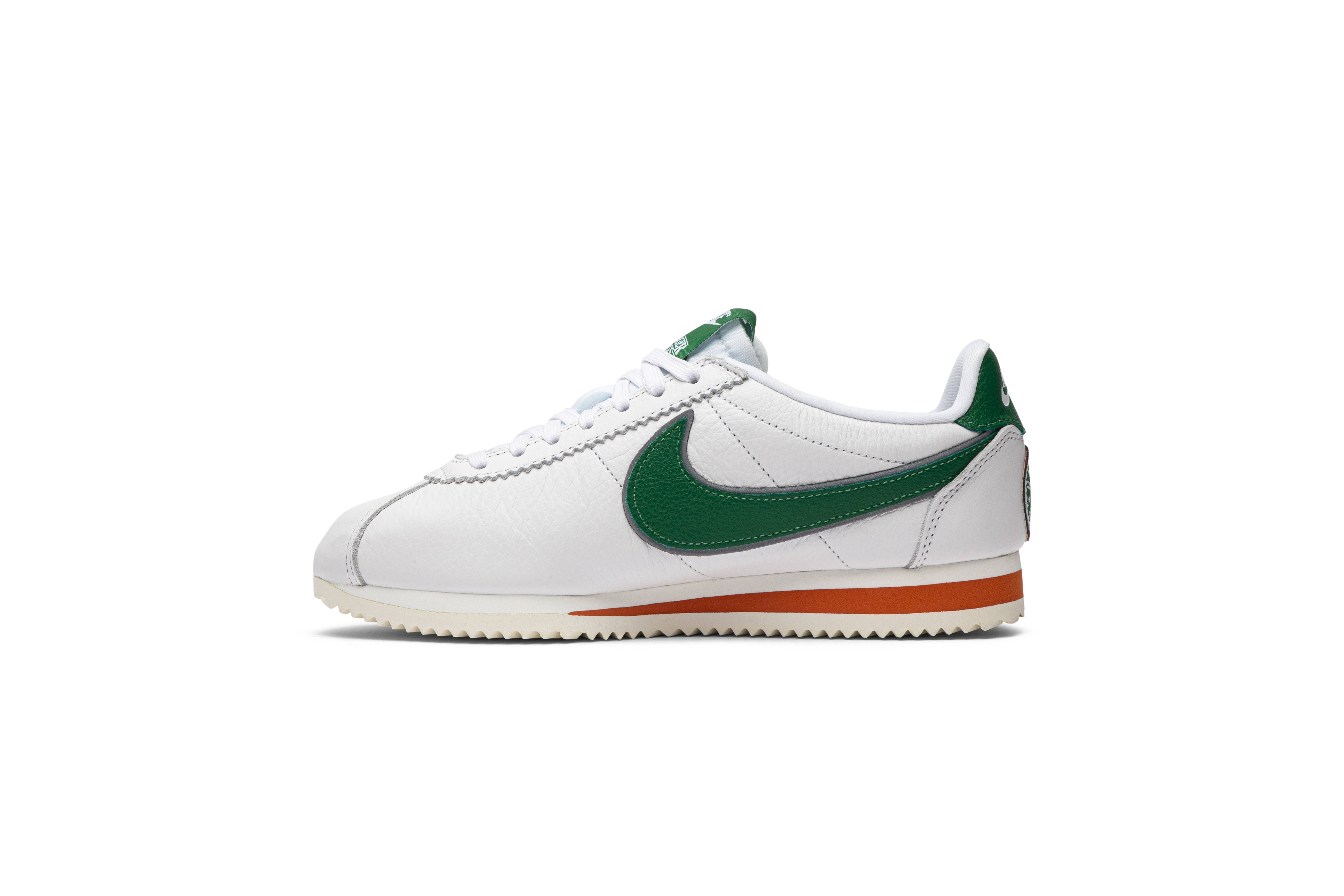 Stranger Things x Nike Cortez ‚Hawkins High‘