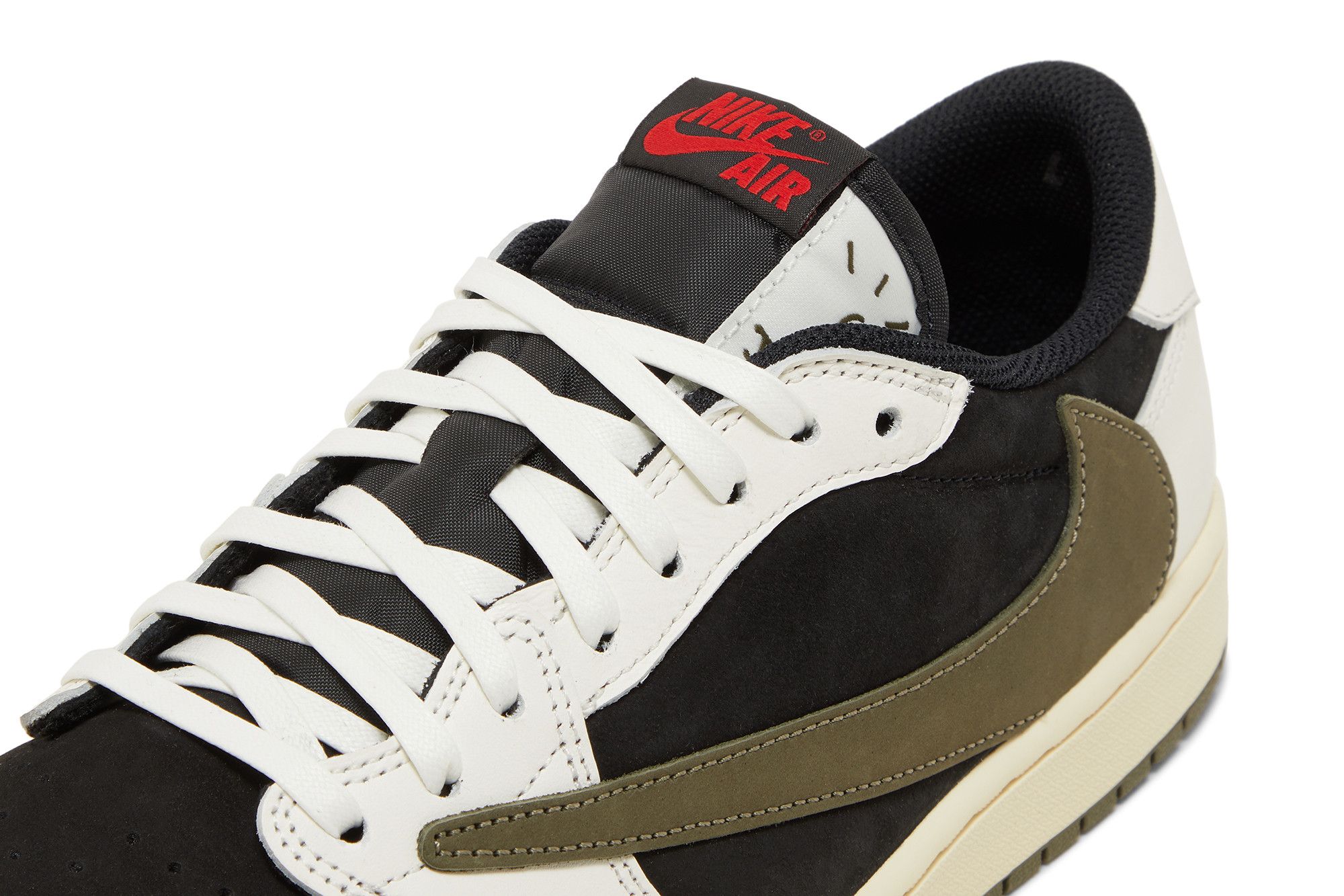 Travis Scott x Wmns Jordan 1 Retro Low OG SP ‚Olive‘
