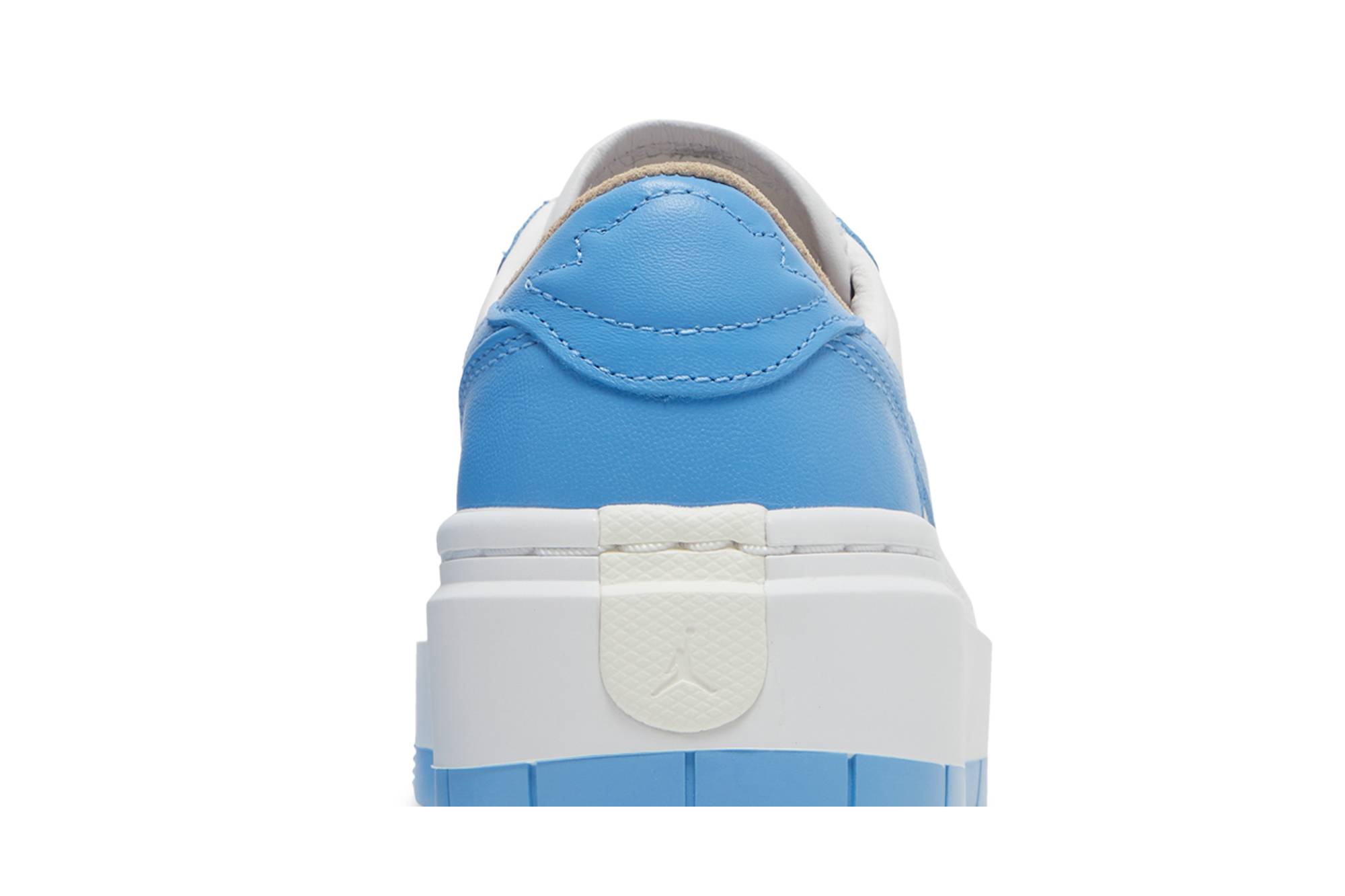 Wmns Jordan 1 Elevate Low ‚University Blue‘