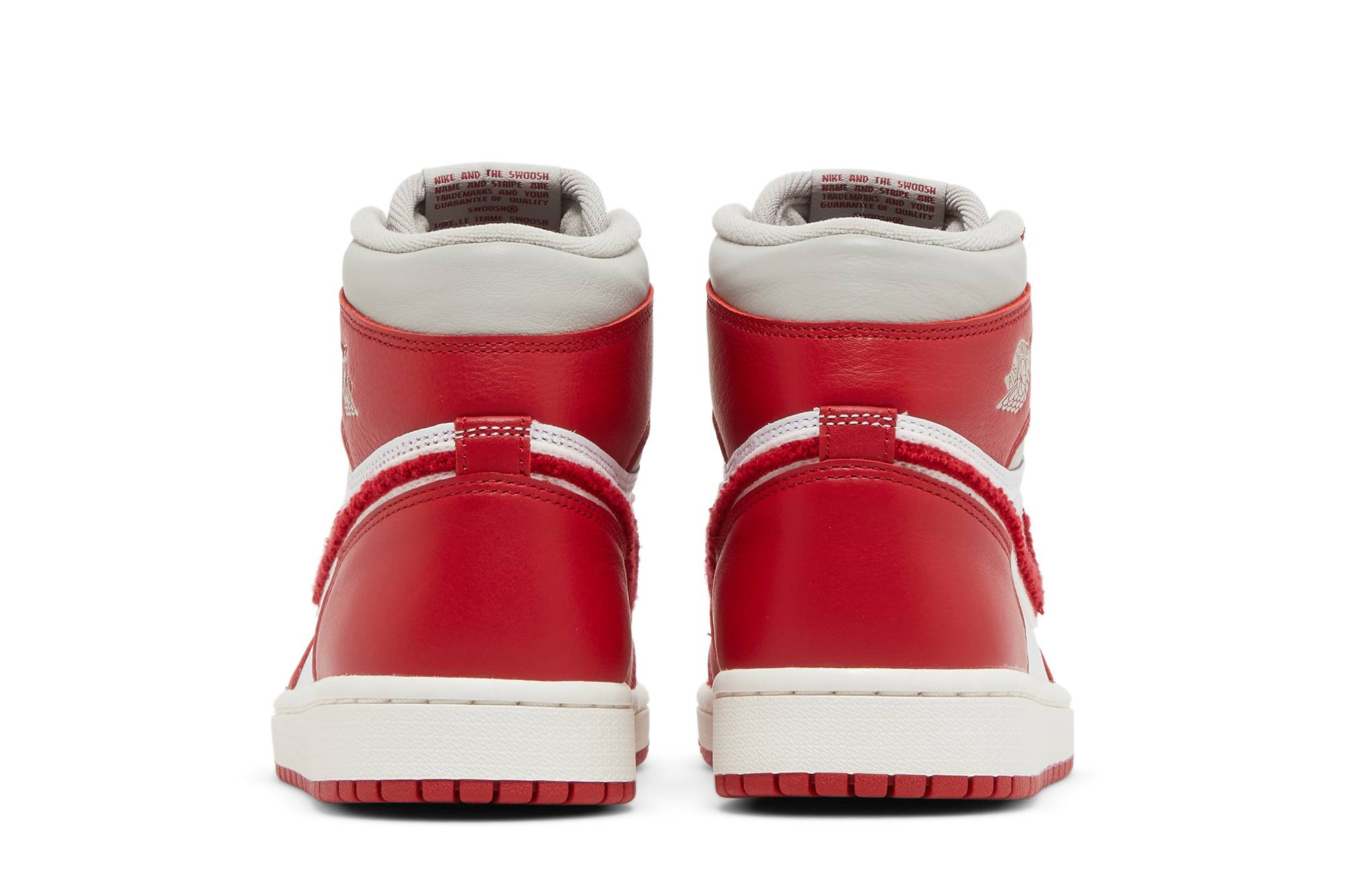 Wmns Jordan 1 High OG ‚Newstalgia Chenille‘