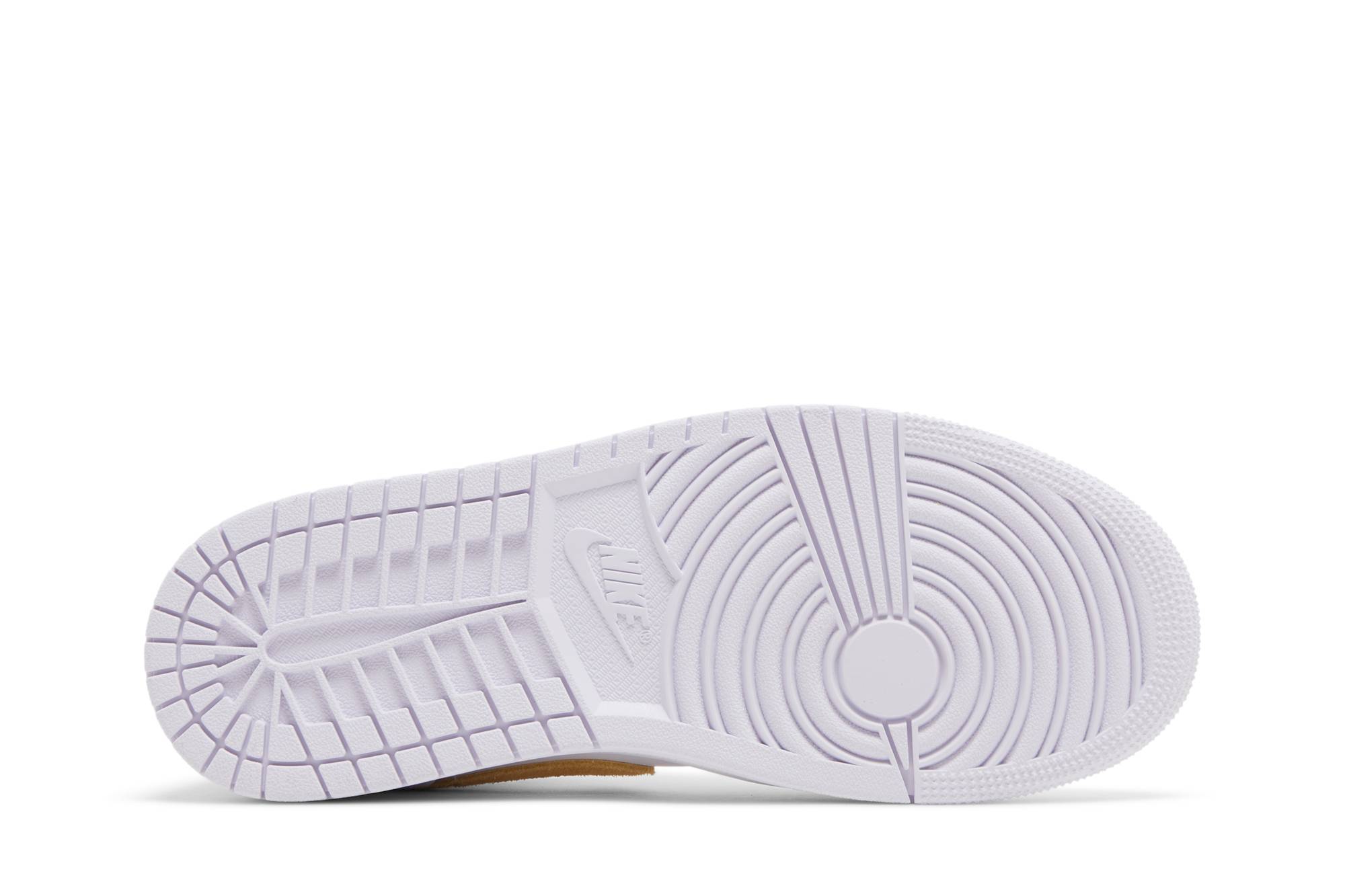 Wmns Jordan 1 Low ‚Barely Grape‘