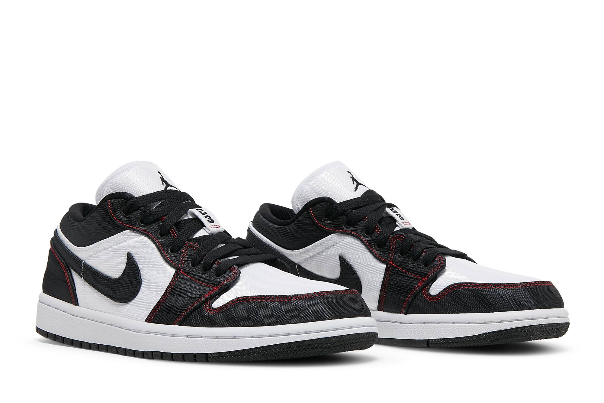Wmns Jordan 1 Low SE Utility ‚White Black Red‘