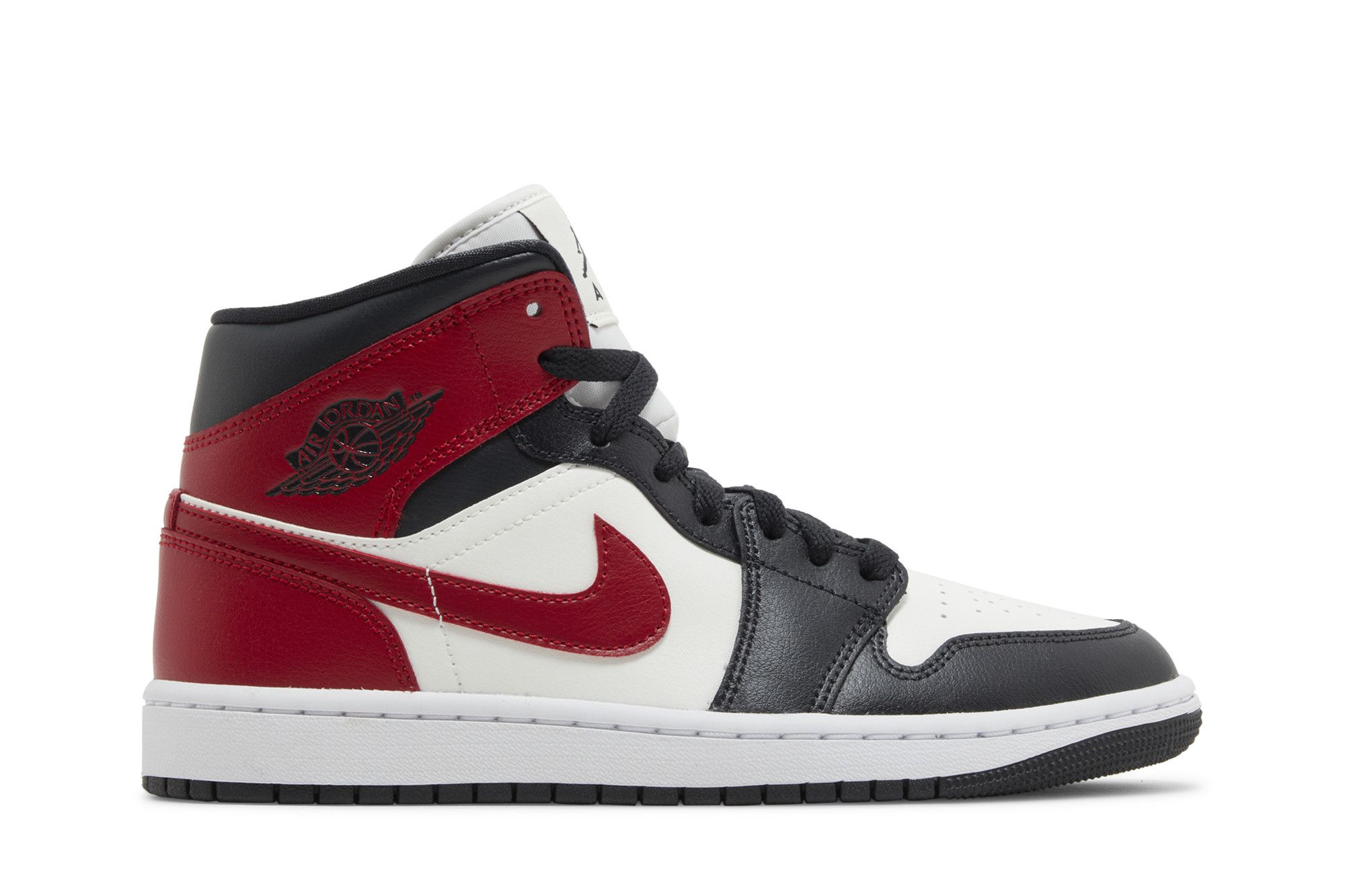 Wmns Jordan 1 Mid ‚Black Toe‘