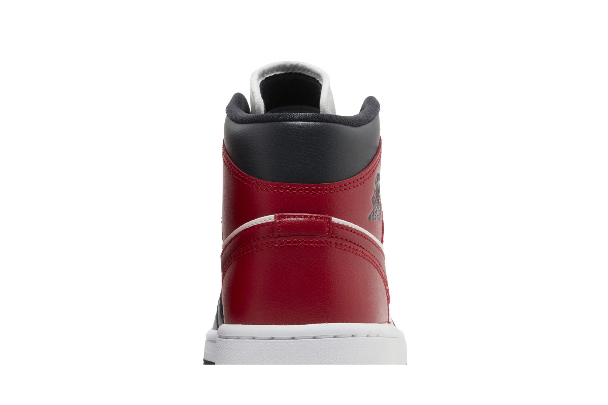 Wmns Jordan 1 Mid ‚Black Toe‘