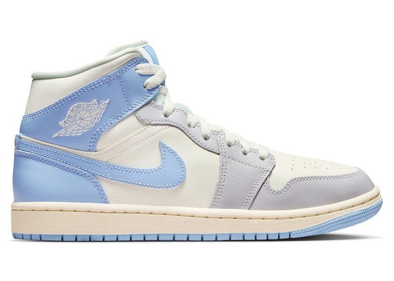 Wmns Jordan 1 Mid ‚Psychic Blue Sail Coconut Milk‘
