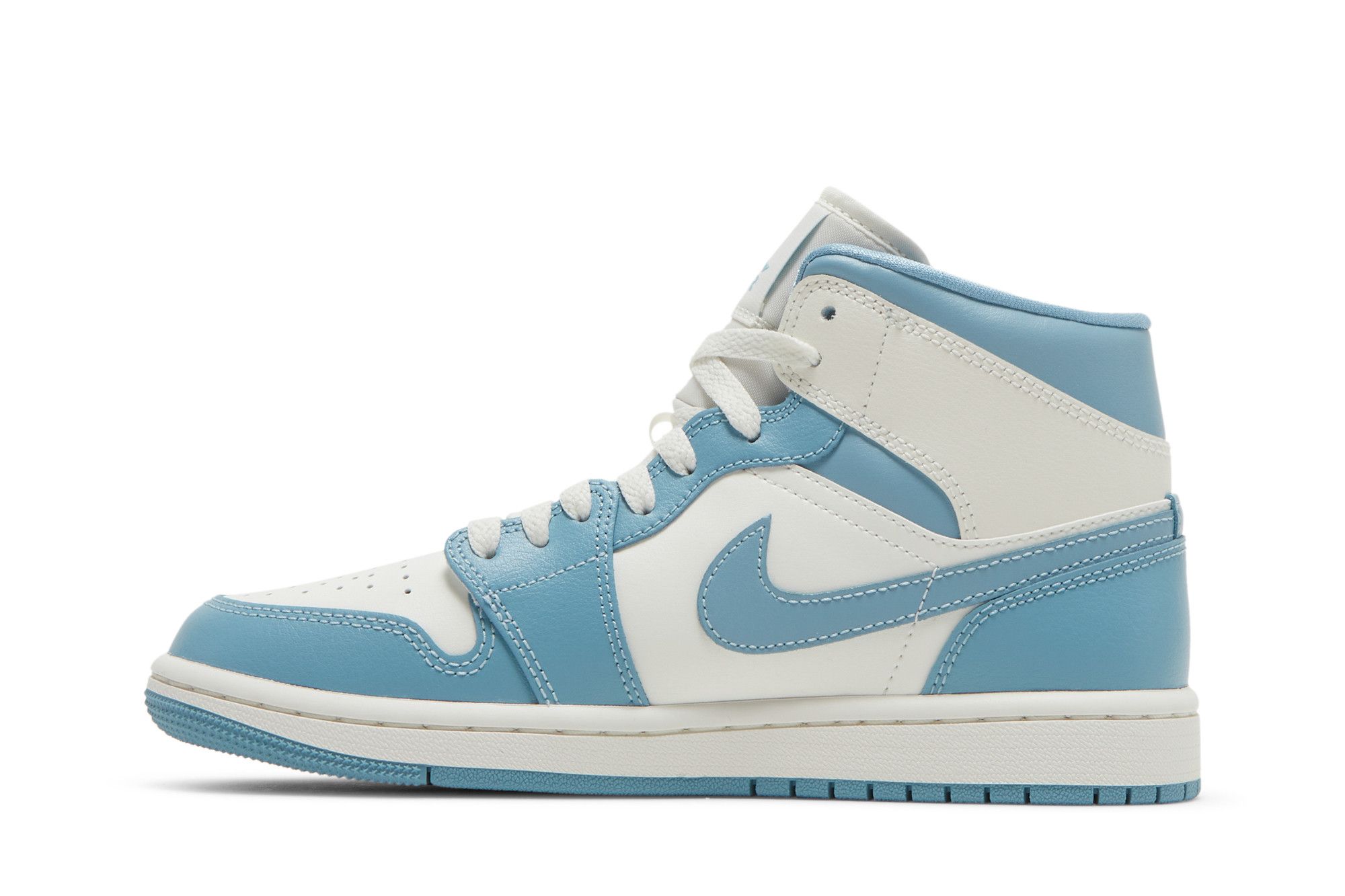 Wmns Jordan 1 Mid ‚University Blue‘