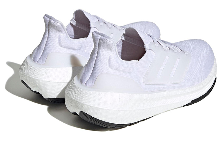 (Women) adidas UltraBoost Light ‚Crystal White‘