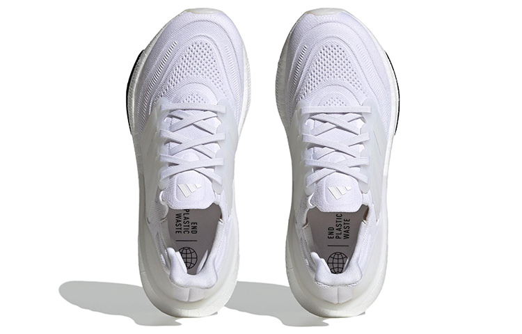 (Women) adidas UltraBoost Light ‚Crystal White‘