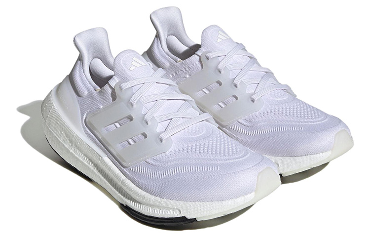 (Women) adidas UltraBoost Light ‚Crystal White‘