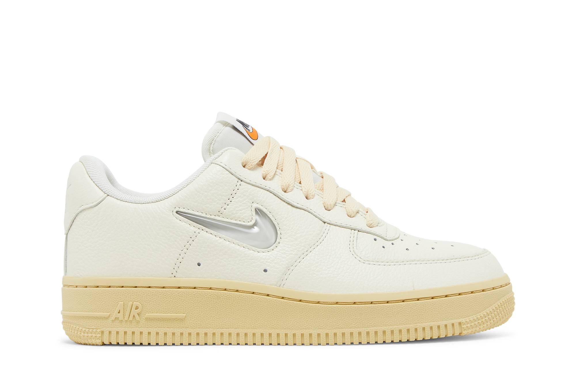 (Women) Nike Air Force 1 ’07 LX ‚Coconut Milk and Lemon Wash‘