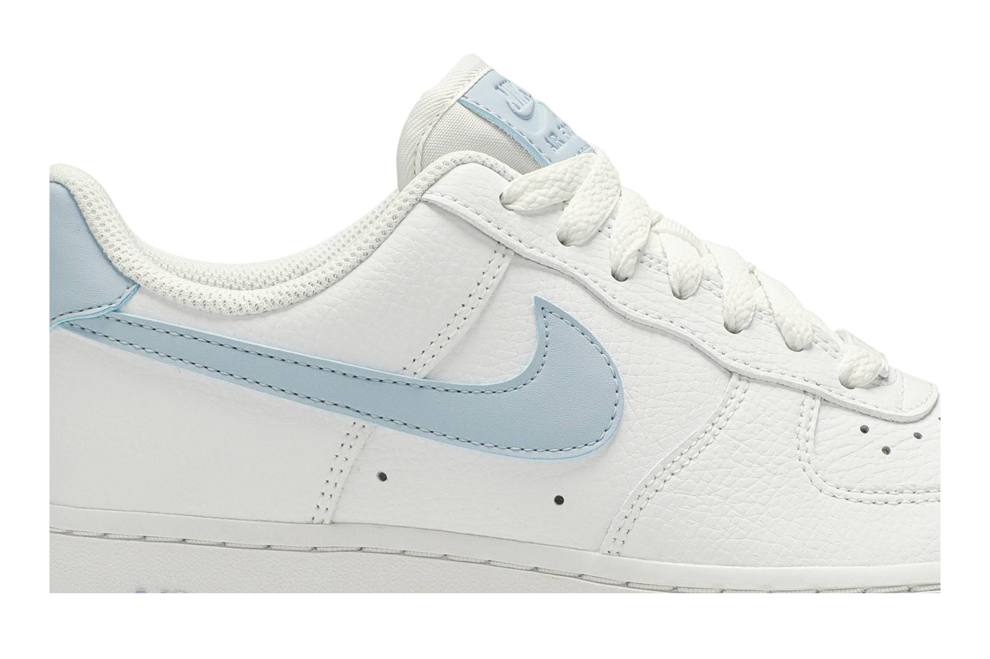 (Women) Nike Air Force 1 Low ’07 Patent ‚Light Armory Blue‘