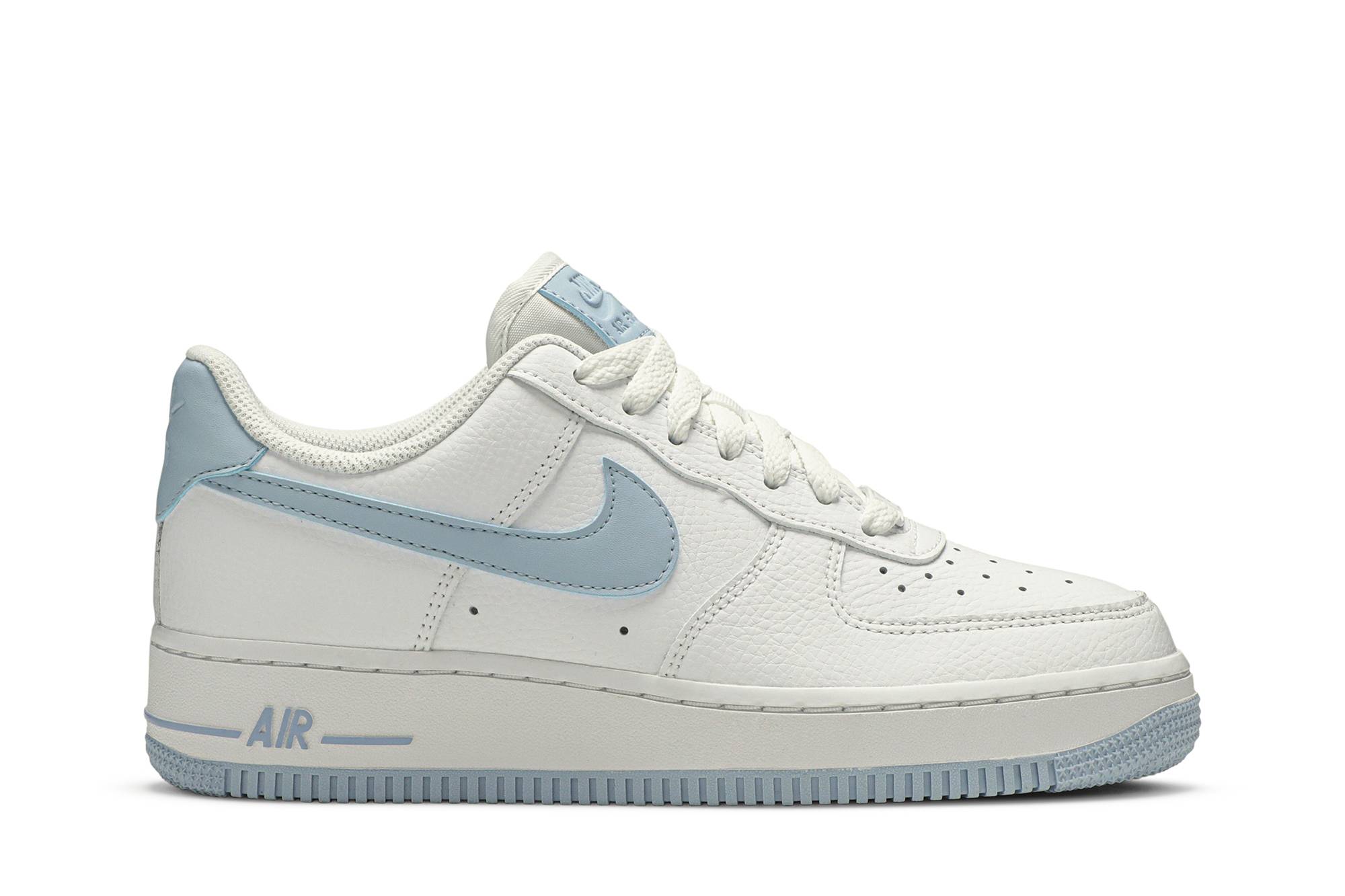 (Women) Nike Air Force 1 Low ’07 Patent ‚Light Armory Blue‘