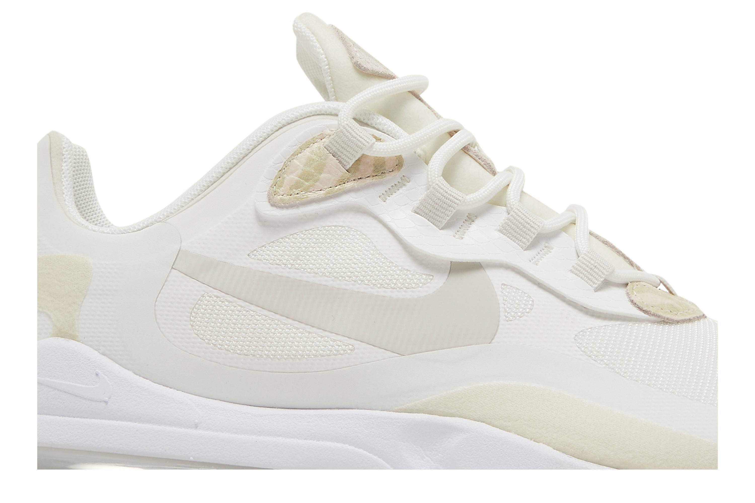 (Women) Nike Air Max 270 React SE ‚Light Bone‘