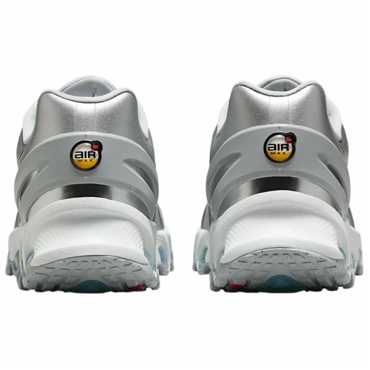 (Women) Nike Air Max DN8 ‚Wolf Grey Metallic Silver‘