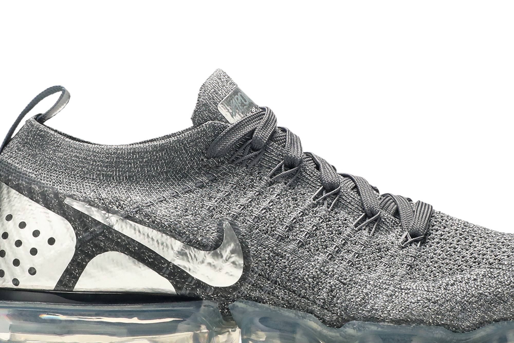 (Women) Nike Air VaporMax Flyknit 2 Dark Grey Chrome