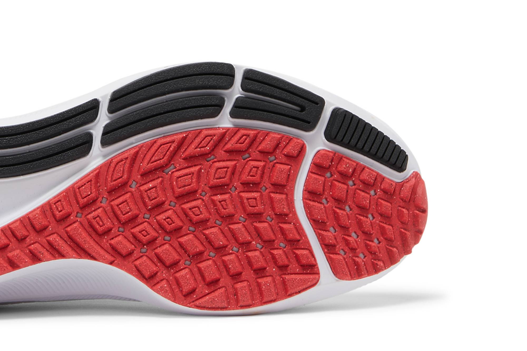 (Women) Nike Air Zoom Pegasus 38 ‚White Metallic Silver‘