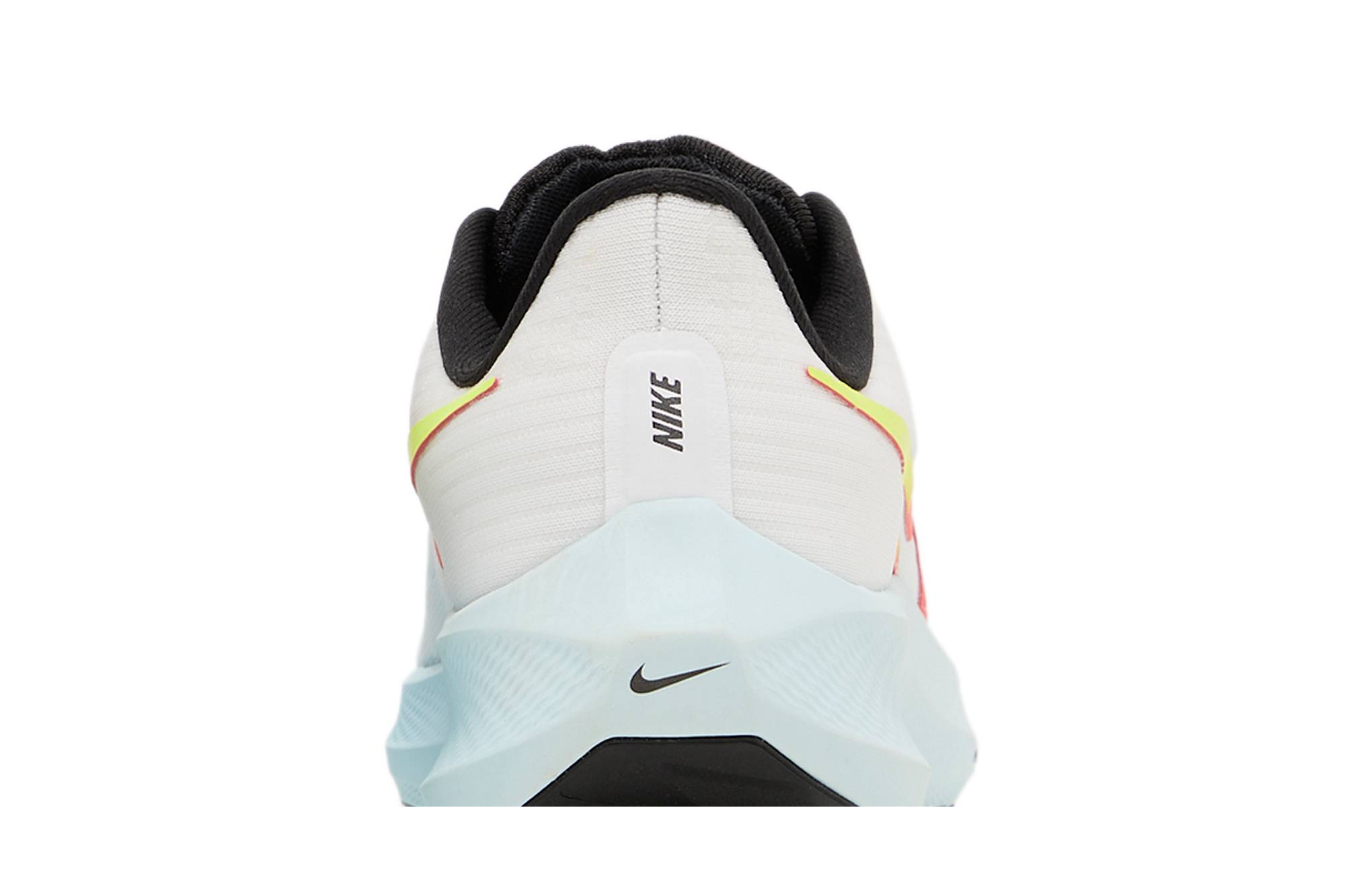 (Women) Nike Air Zoom Pegasus 39 ‚White Crimson Volt‘