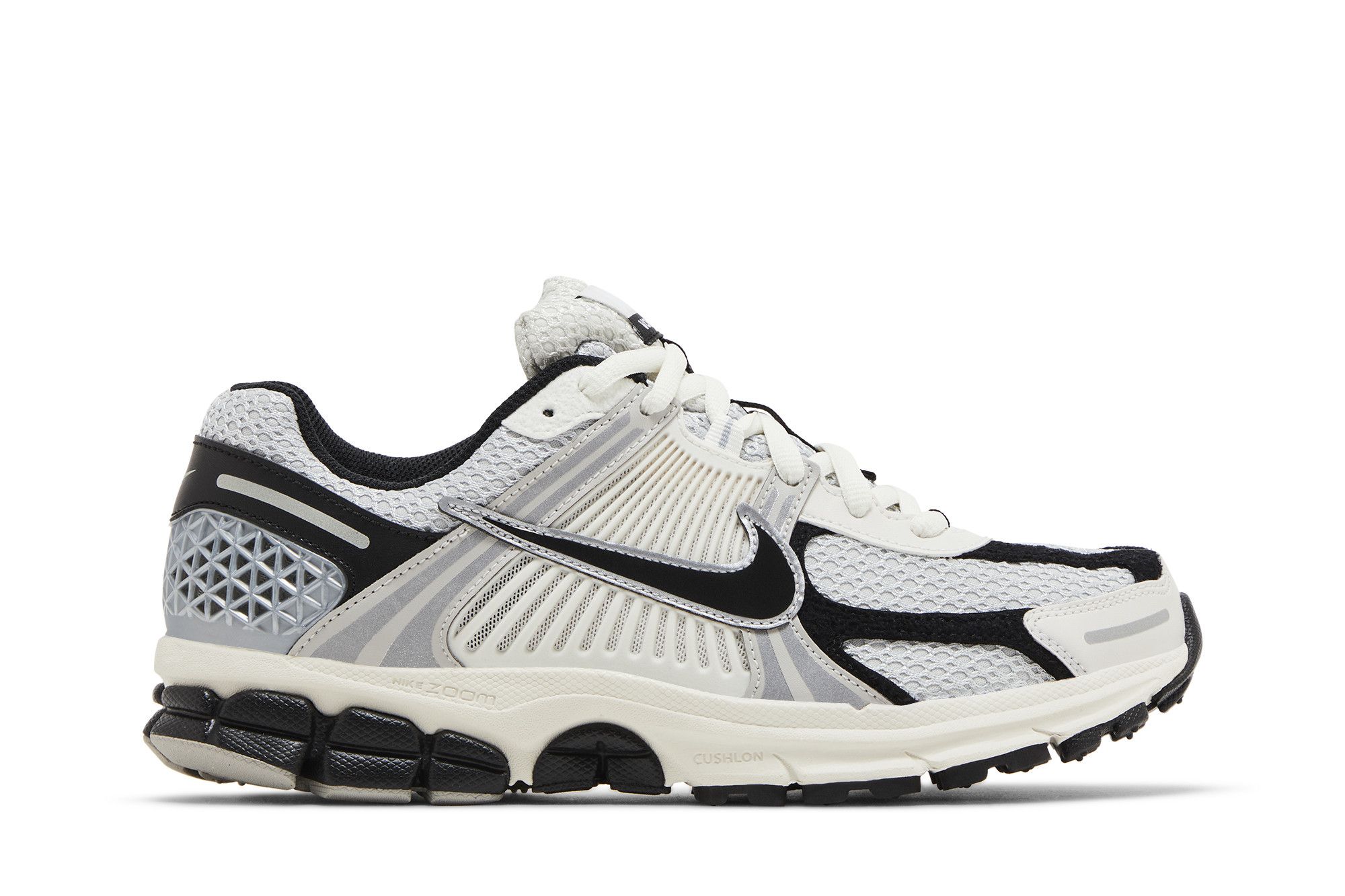(Women) Nike Air Zoom Vomero 5 ‚Photon Dust Black‘