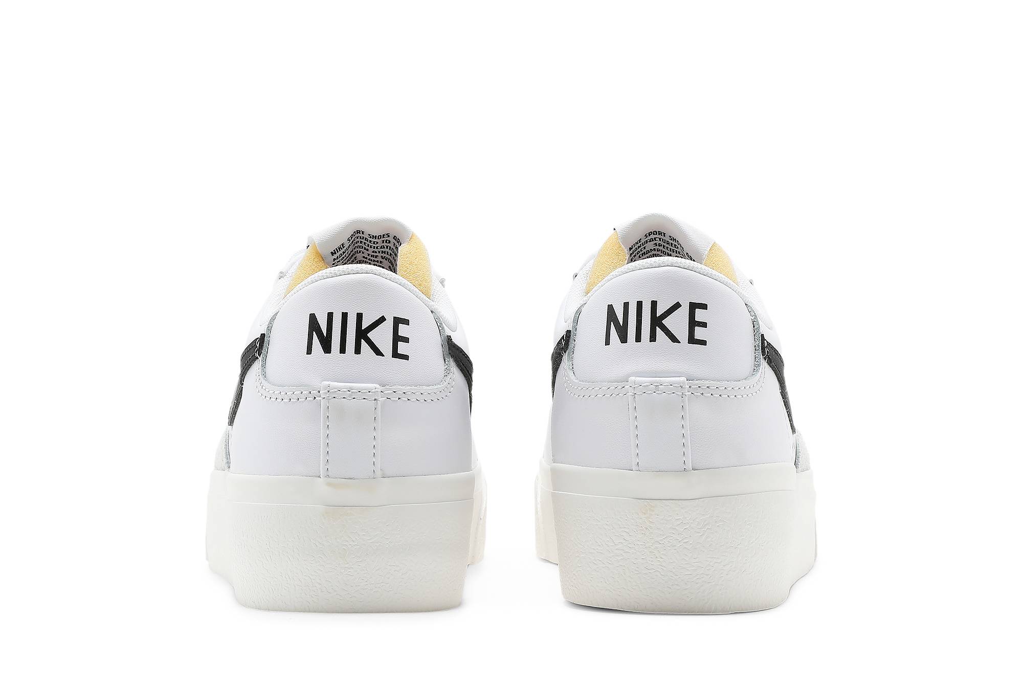 (Women) Nike Blazer Low Platform ‚White Black‘