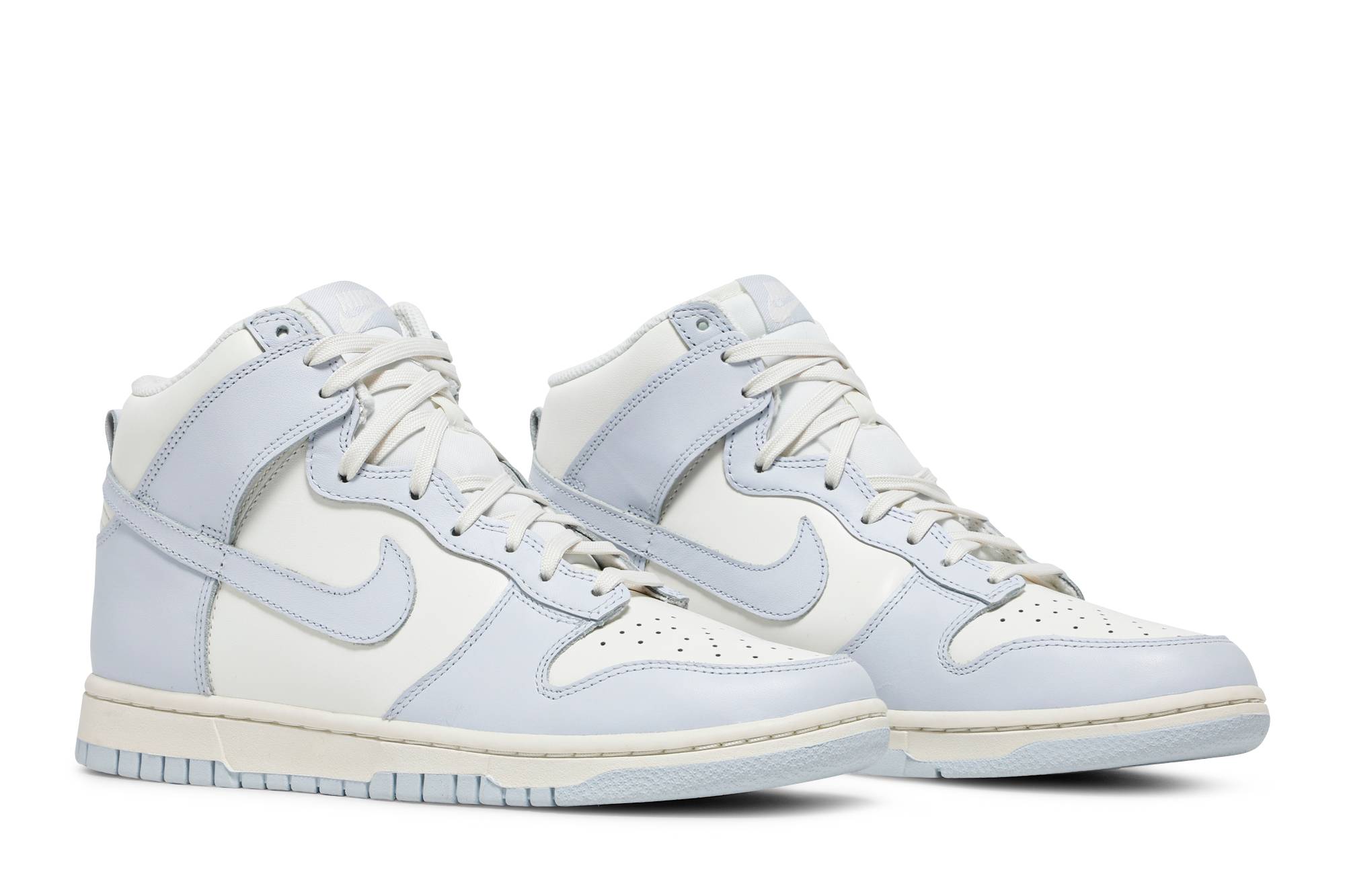 (Women) Nike Dunk High ‚Football Grey‘
