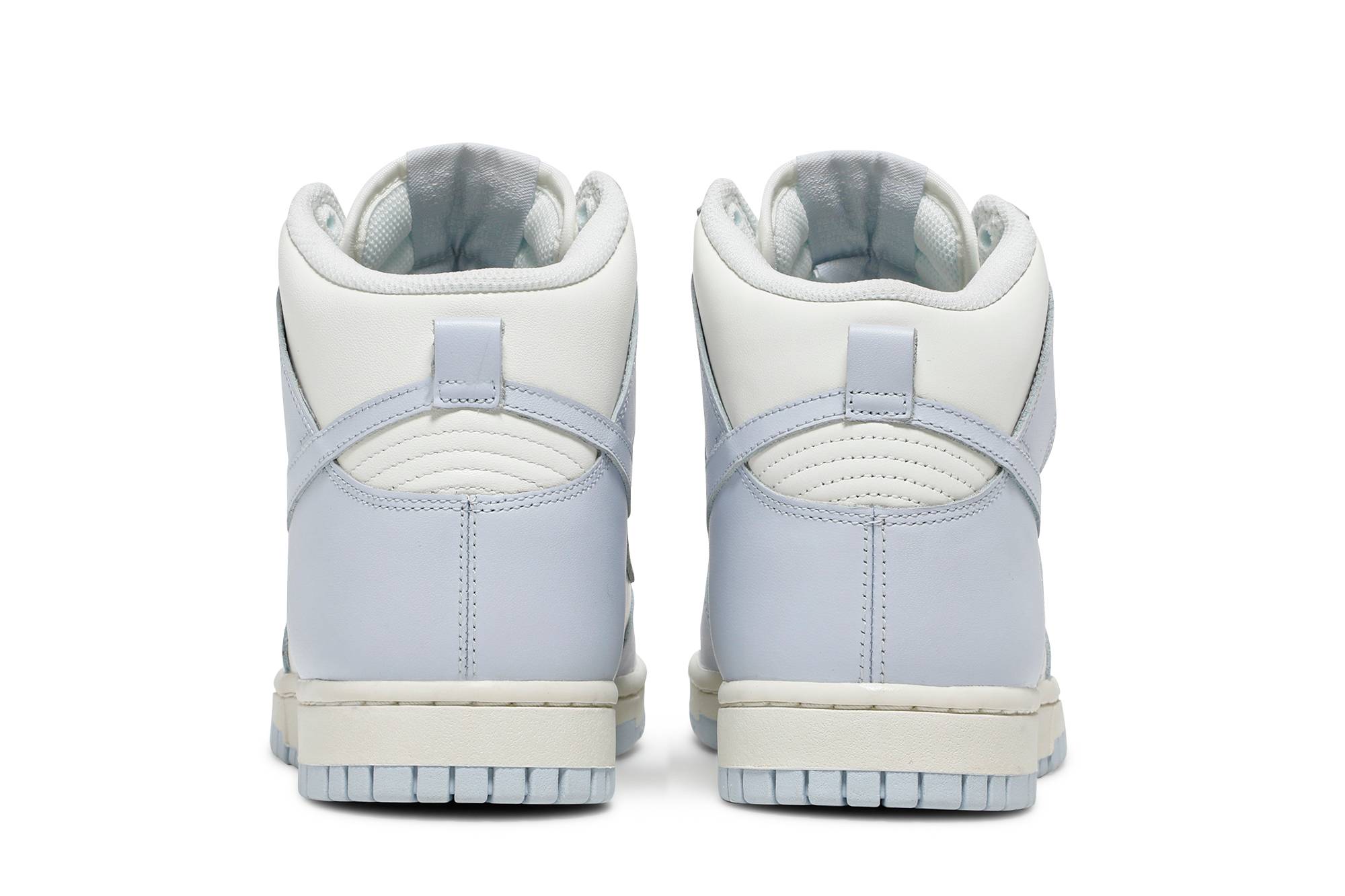 (Women) Nike Dunk High ‚Football Grey‘