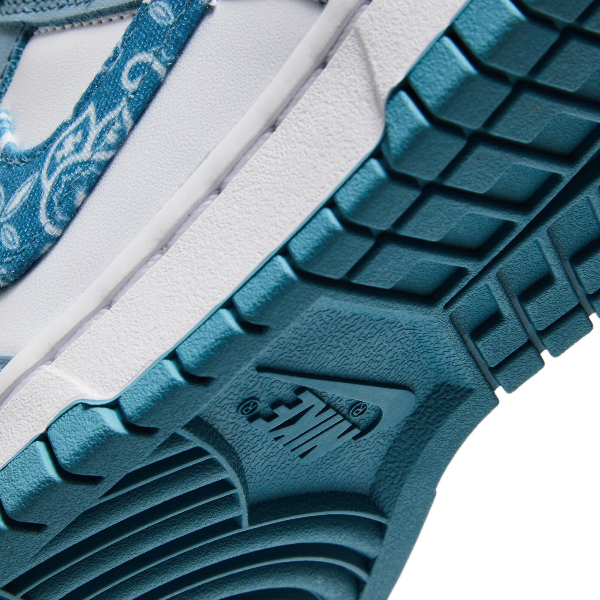 (Women) Nike Dunk Low ‚Blue Paisley‘