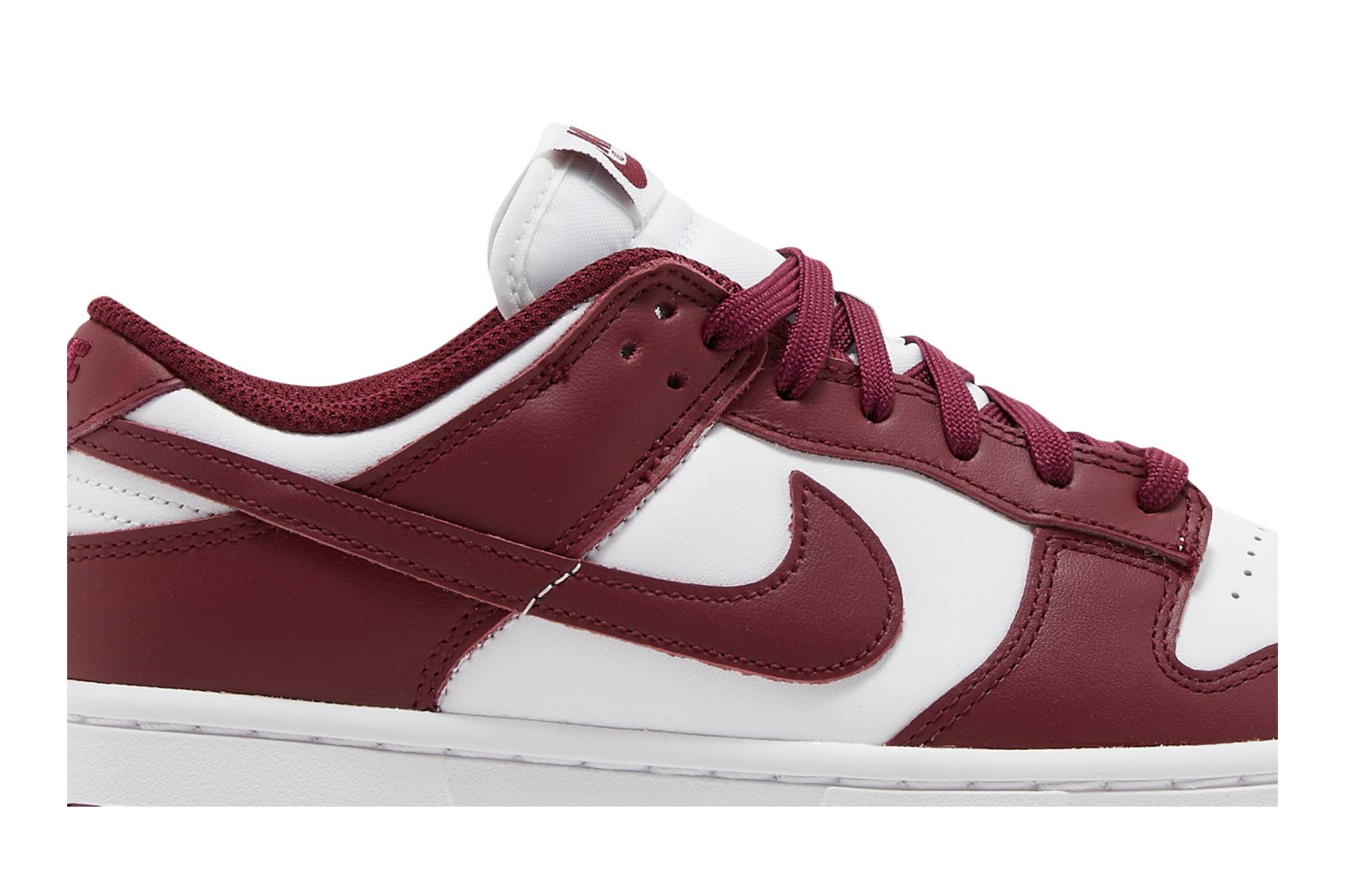 (Women) Nike Dunk Low ‚Dark Beetroot‘