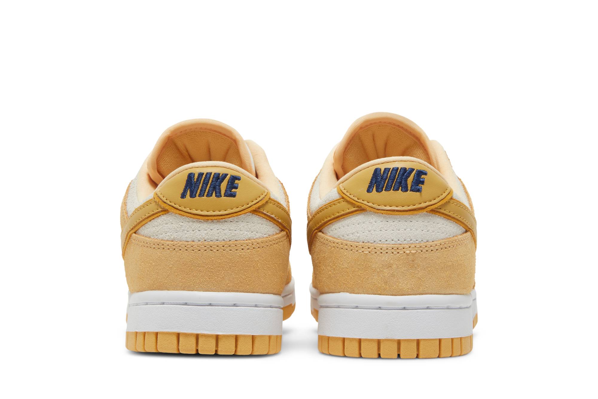 (Women) Nike Dunk Low ‚Gold Suede‘