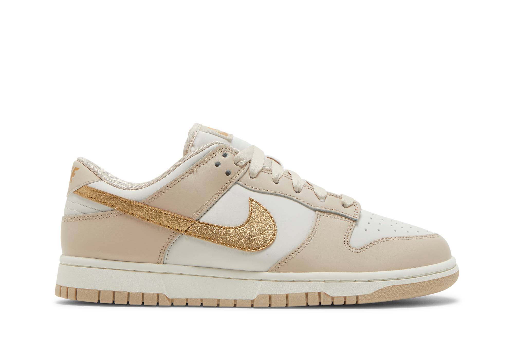 (Women) Nike Dunk Low ‚Gold Swoosh‘