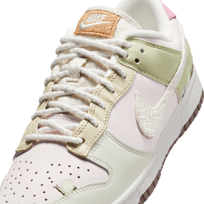 (Women) Nike Dunk Low LX ‚Mushroom‘