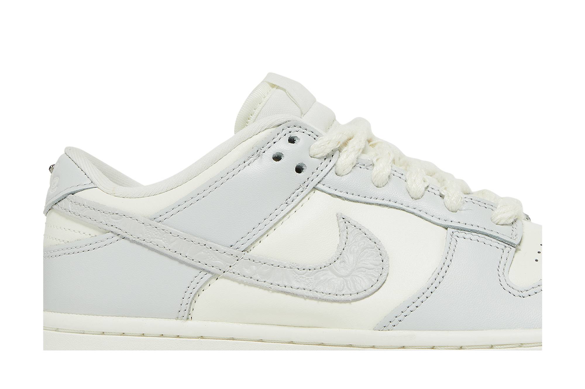(Women) Nike Dunk Low ‚Needlework‘