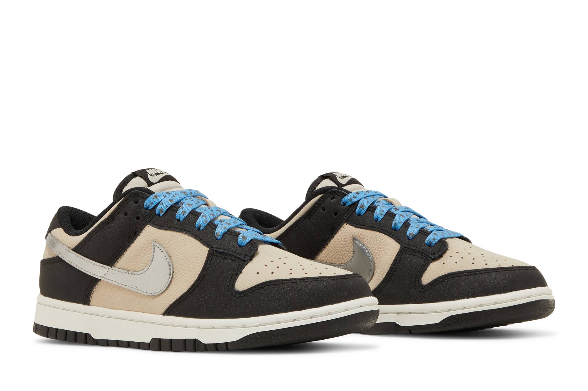 (Women) Nike Dunk Low ‚Starry Laces‘