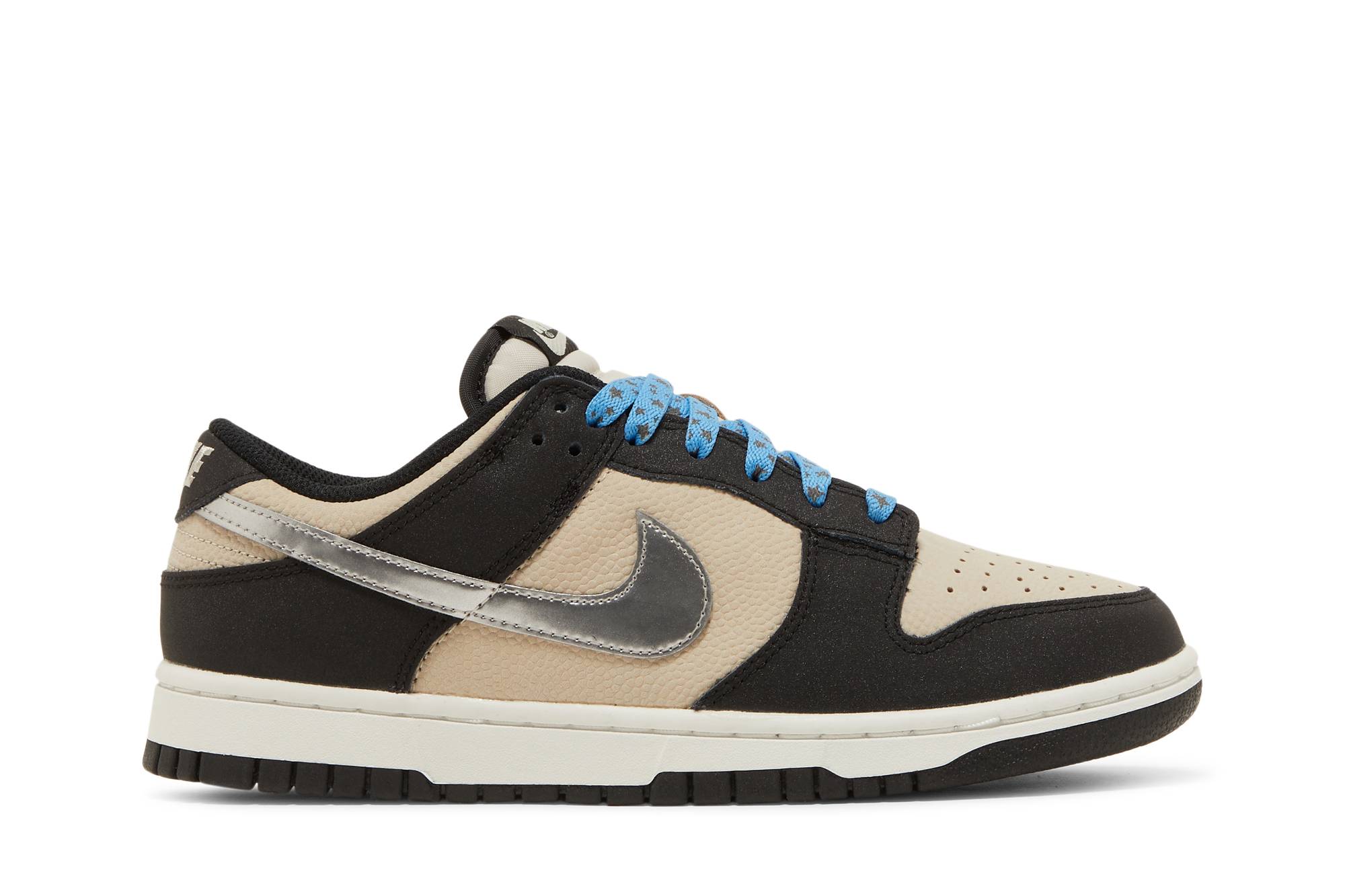 (Women) Nike Dunk Low ‚Starry Laces‘