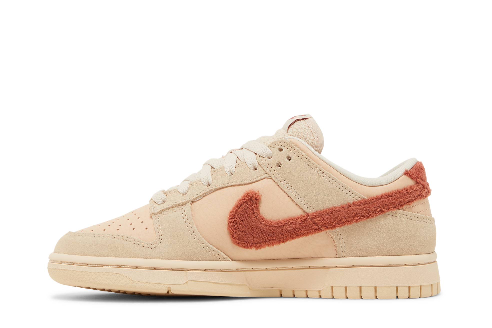 (Women) Nike Dunk Low ‚Terry Swoosh‘