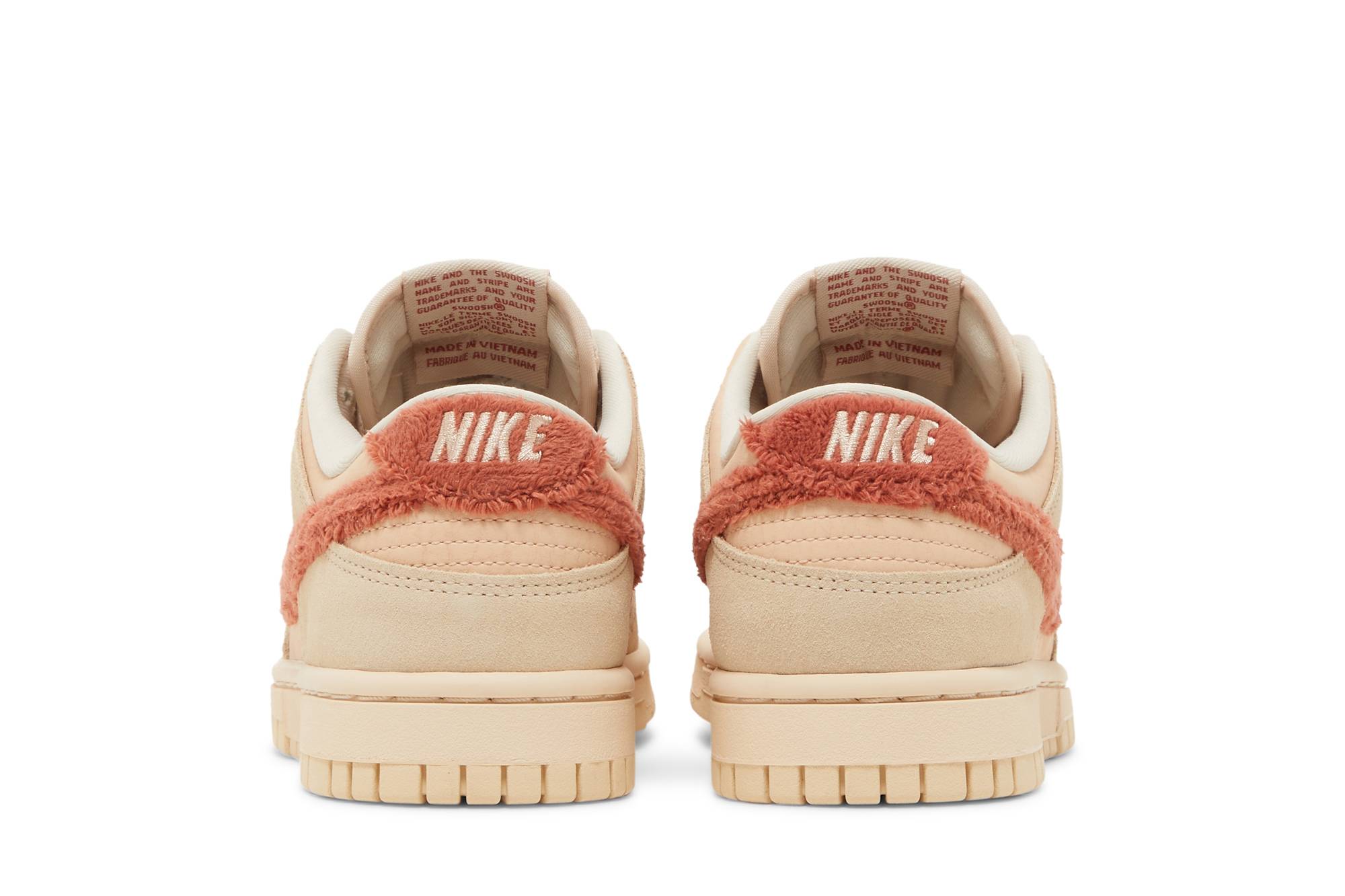 (Women) Nike Dunk Low ‚Terry Swoosh‘