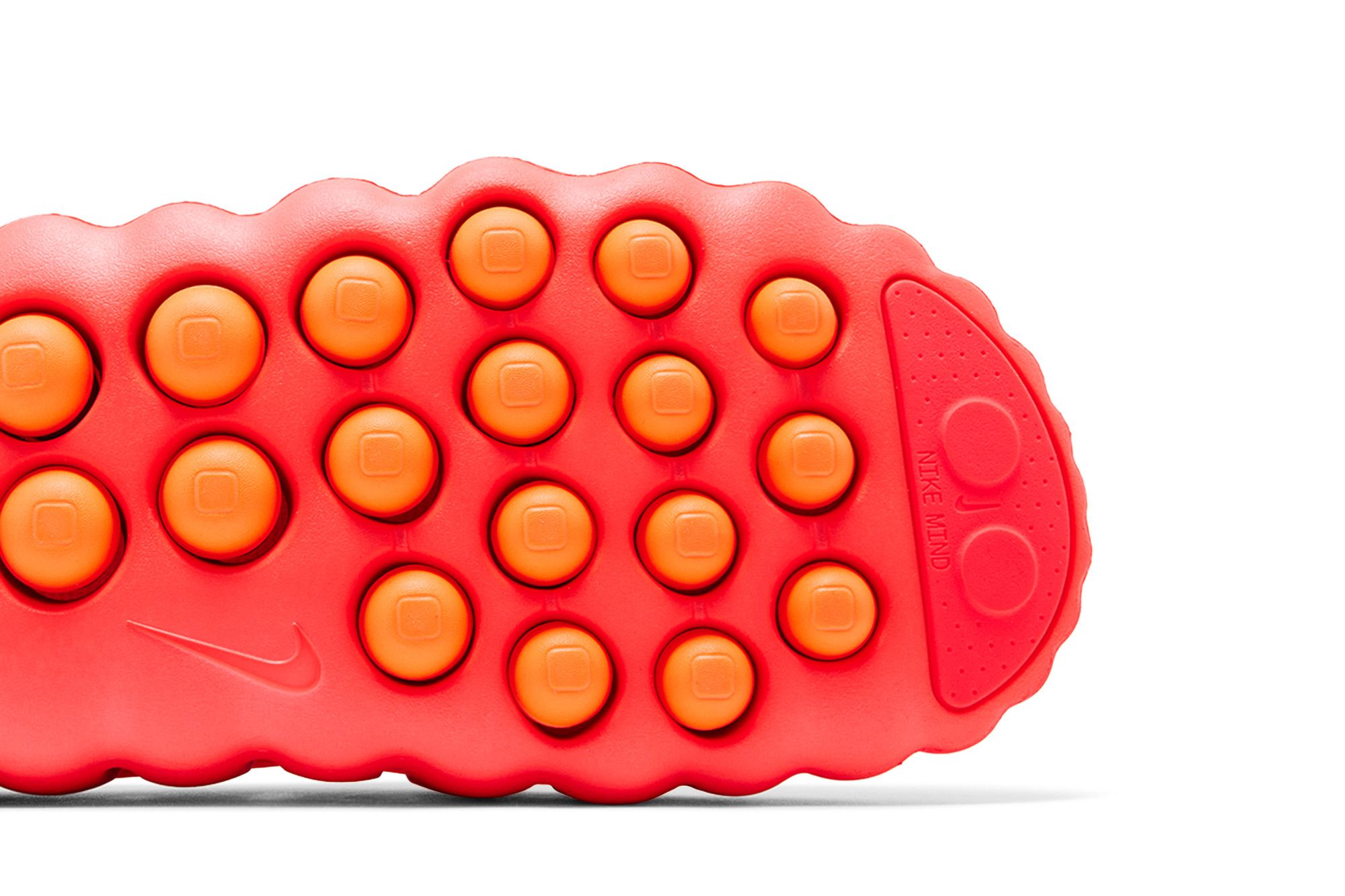 (Women) Nike Mind 001 Mule ‚Solar Red‘