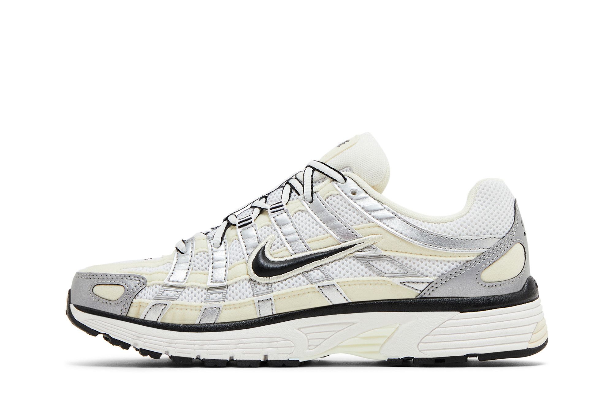 (Women) Nike P-6000 ‚Coconut Milk Metallic Silver‘