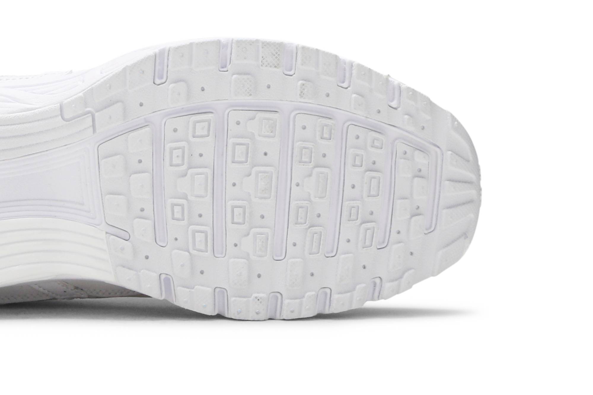 (Women) Nike P 6000 ‚Triple White‘