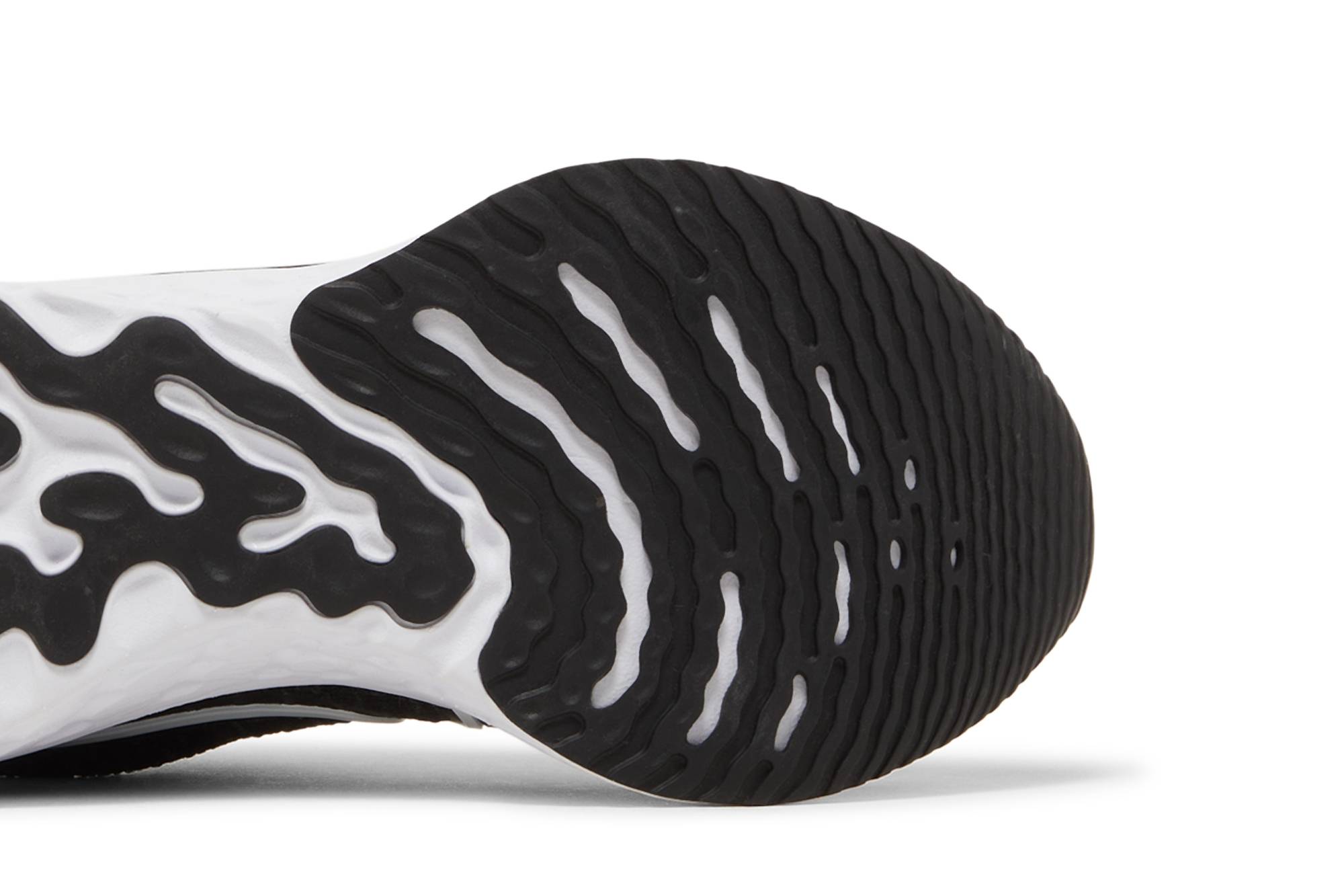 (Women) Nike React Infinity Run Flyknit 3 ‚Black White‘
